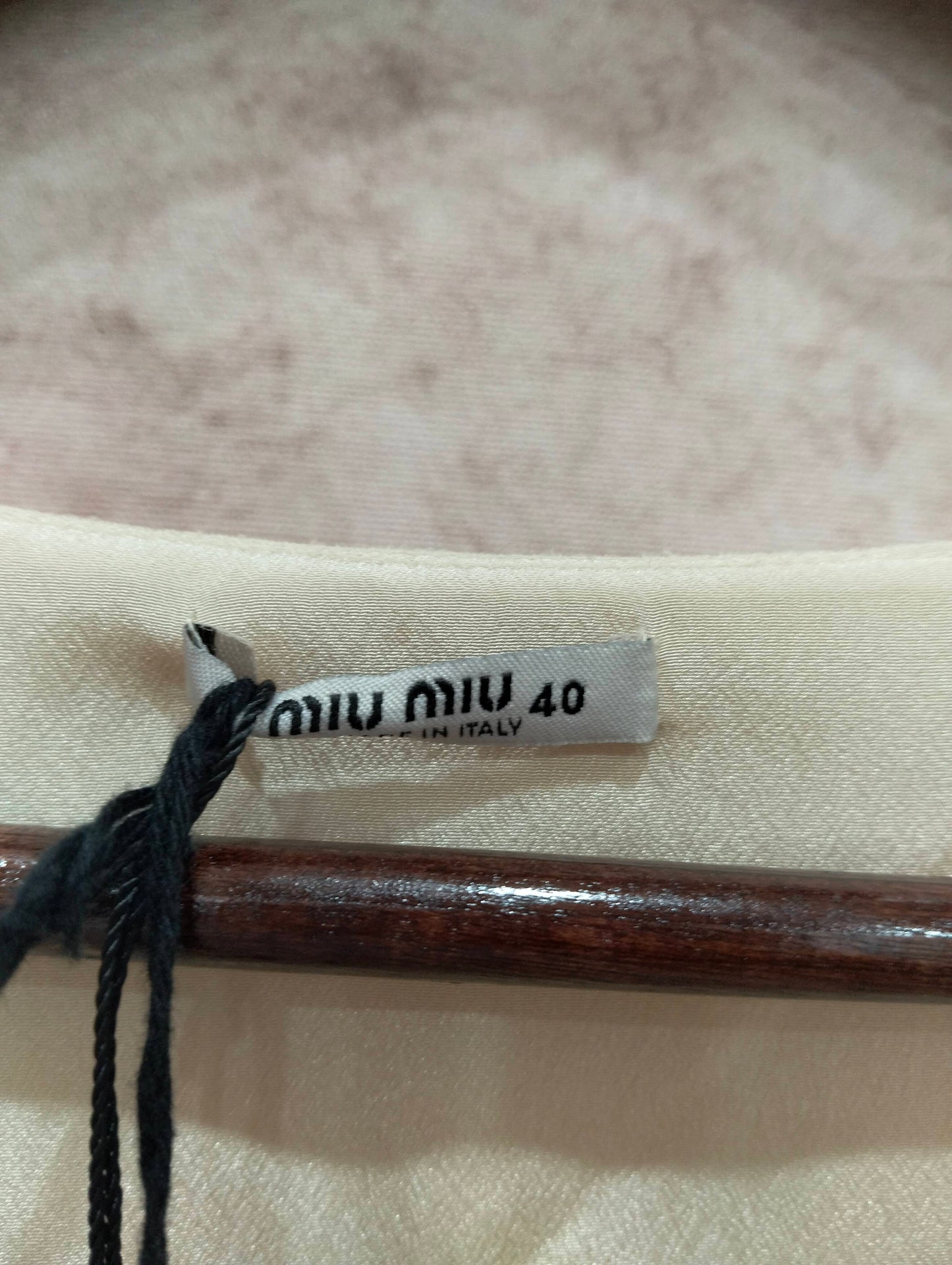Miu Miu - Other - Silk - Beige - (40)