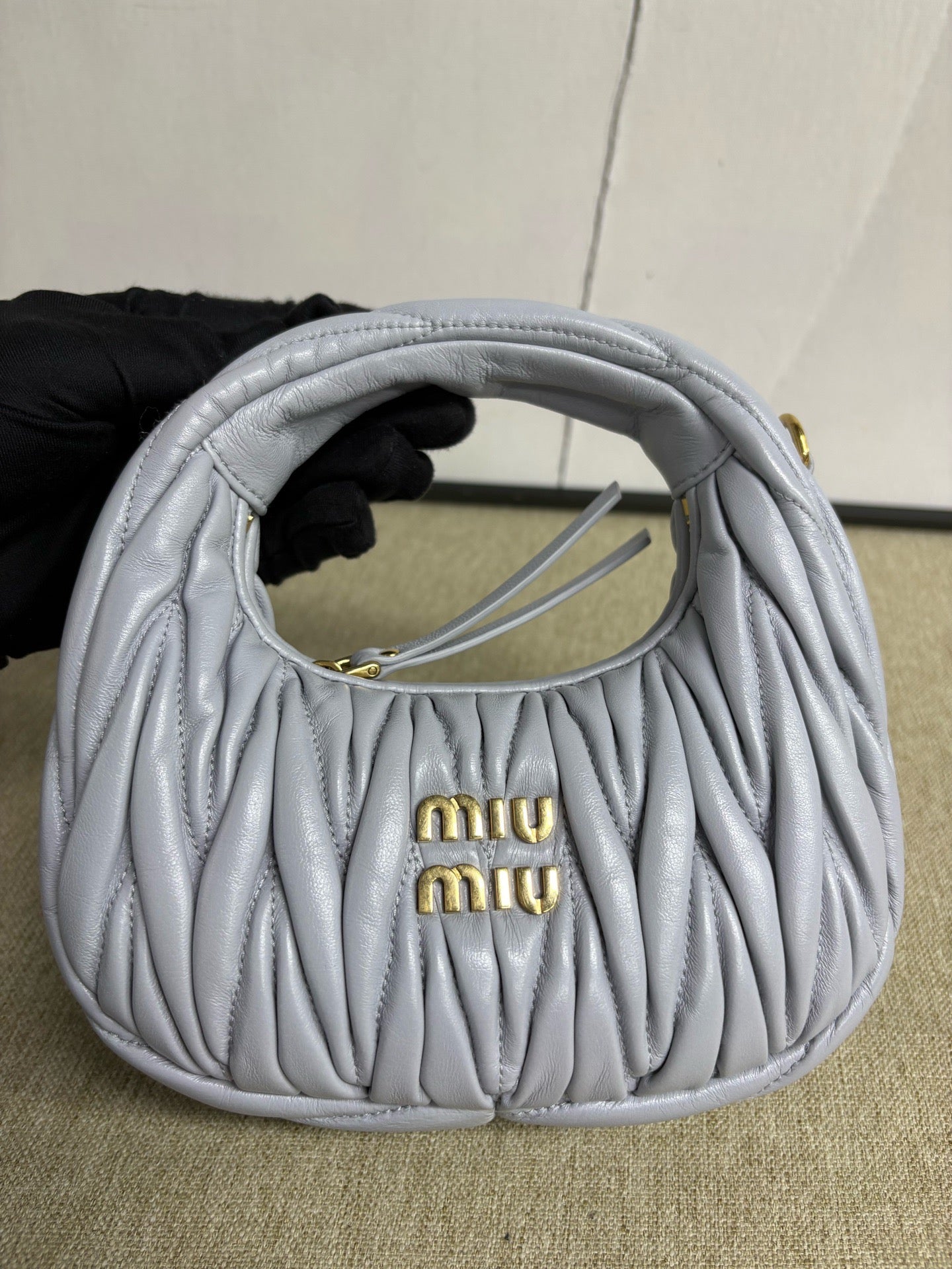 Miu Miu - Wander - Lambskin leather - Blue with Gold-Tone Hardware - (mini)