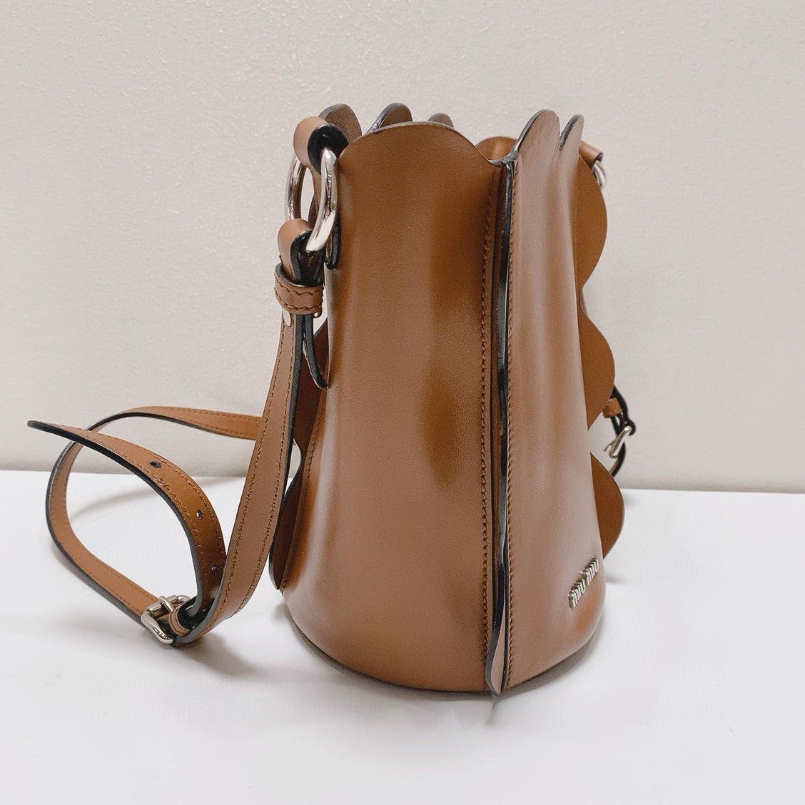 Miu Miu - Wavy Edge Petal Bucket Bag - Leather - Brown - (small)