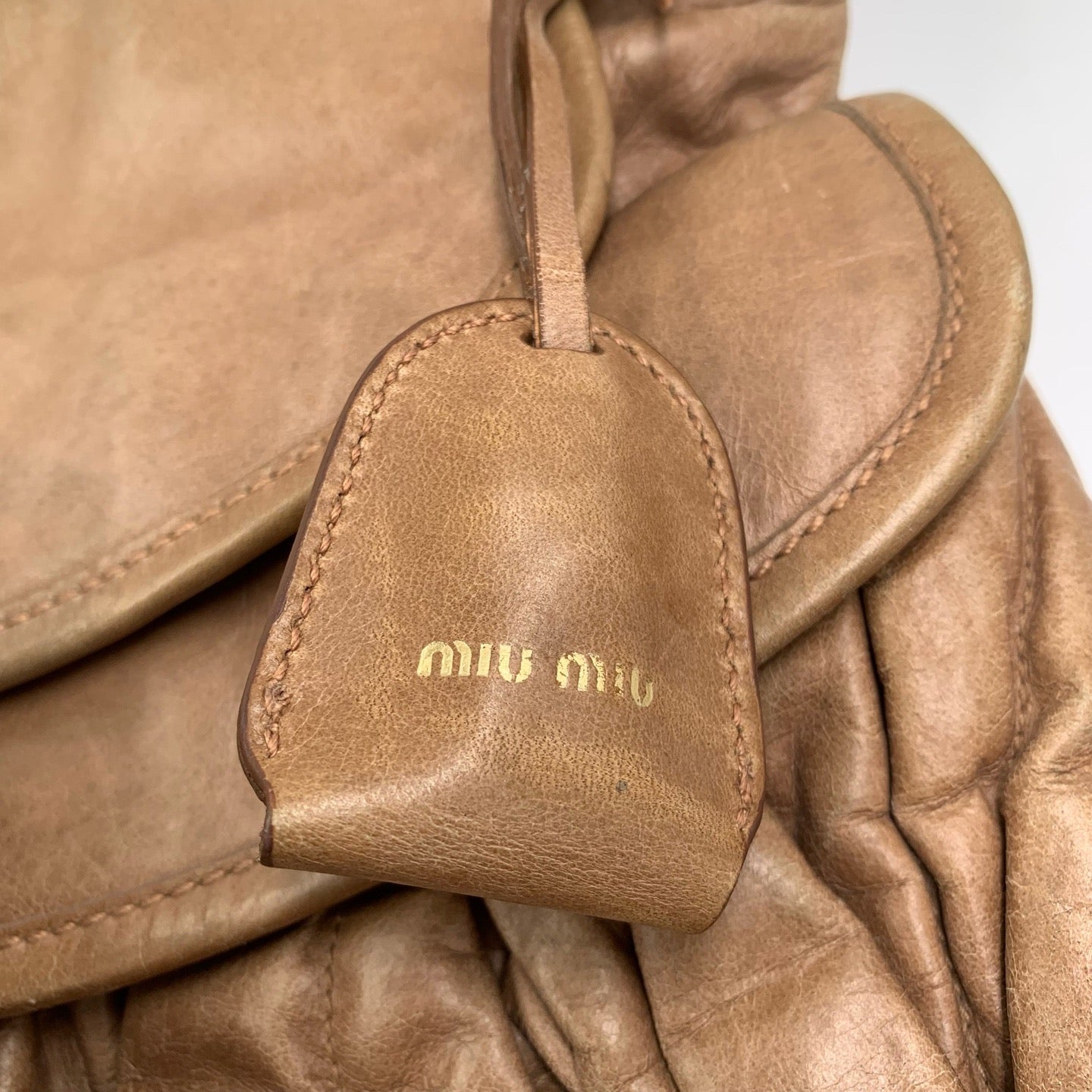 Miu Miu - Wrinkled Ingot Handbag - Leather - Camel - (medium)