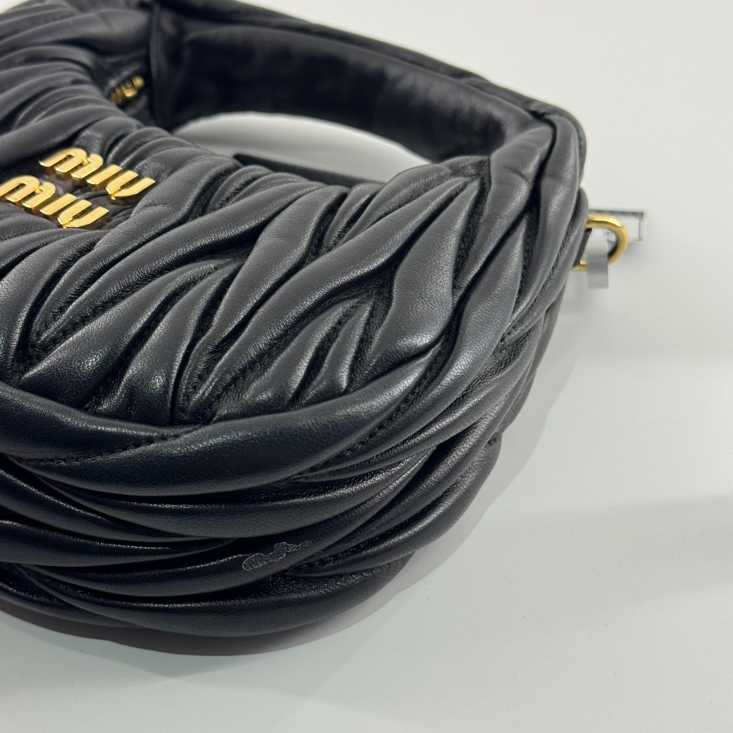 Miumiu - Miu Wander Matelassé Mini Hobo Bag - Leather - Black - (mini)