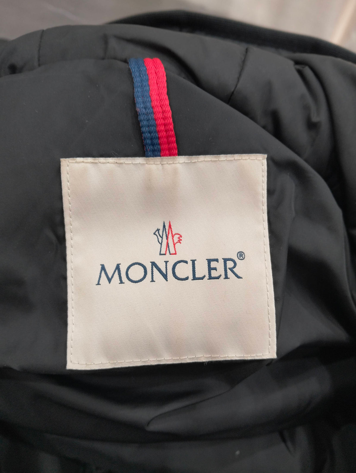 Moncler - Betula Giubbotto - Polyamide - Black - (0)
