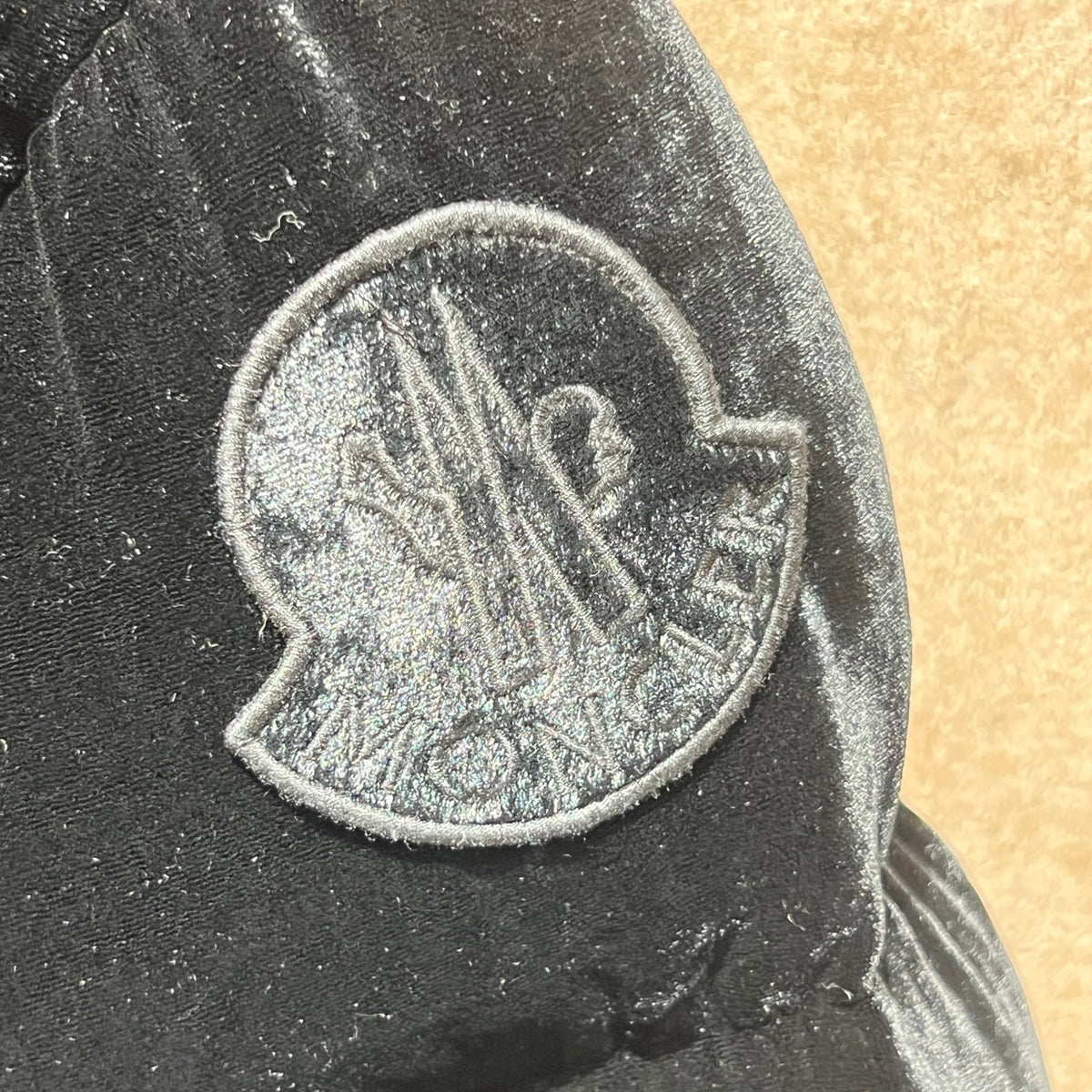 Moncler - Caille - Velvet - Black - (2)