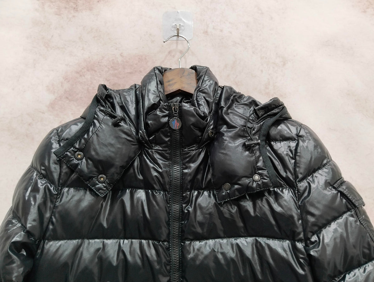 Moncler - MOKA GIUBBOTTO - Polyamide - Black - (1)