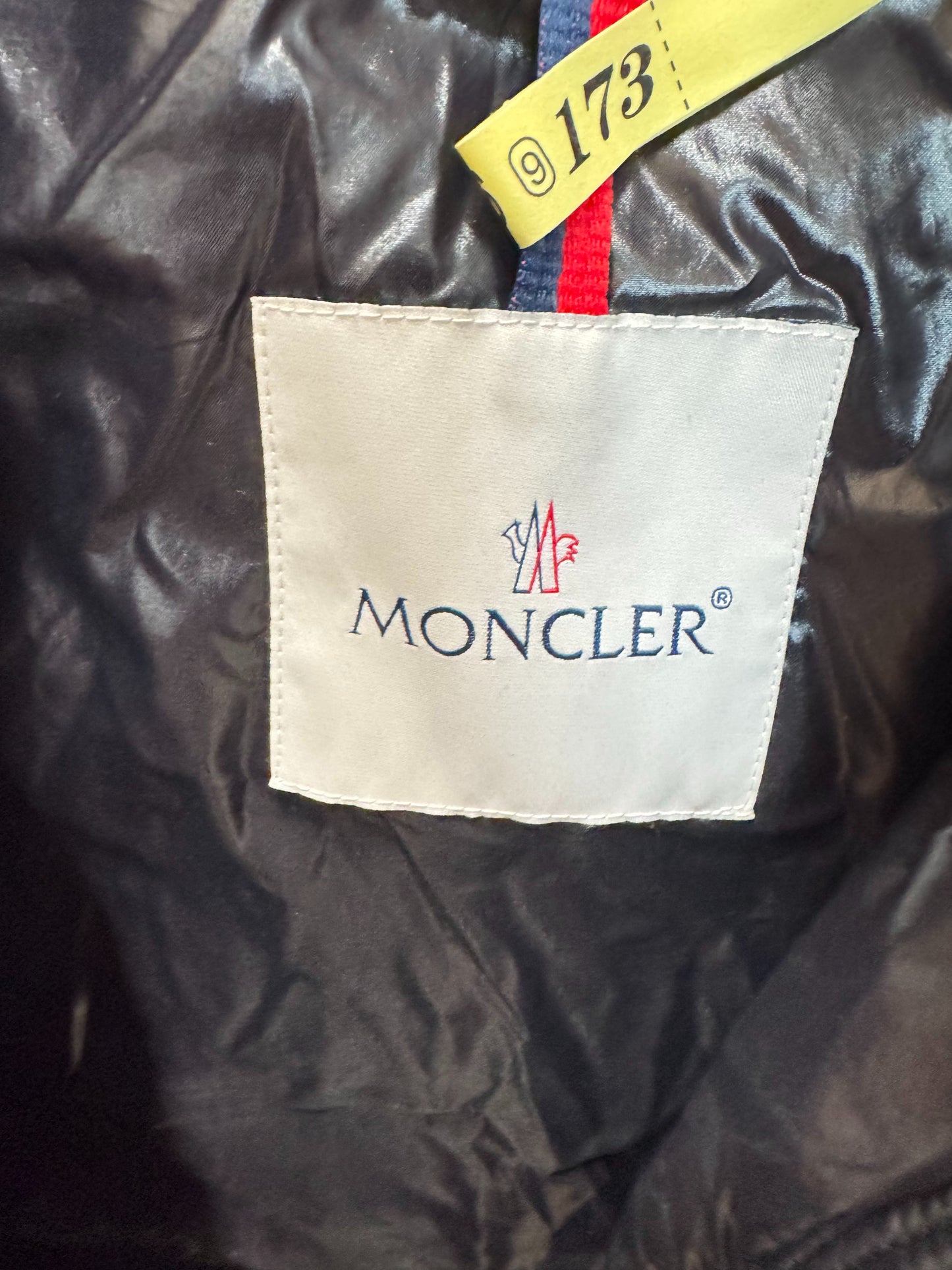 Moncler - Moka - Polyamide - Black - (14)