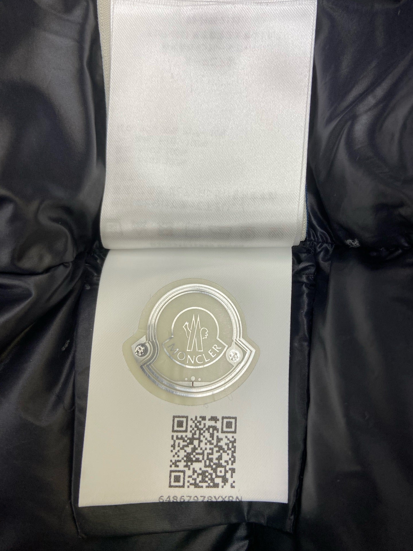 Moncler - Suyen - Polyamide - Black - (2)