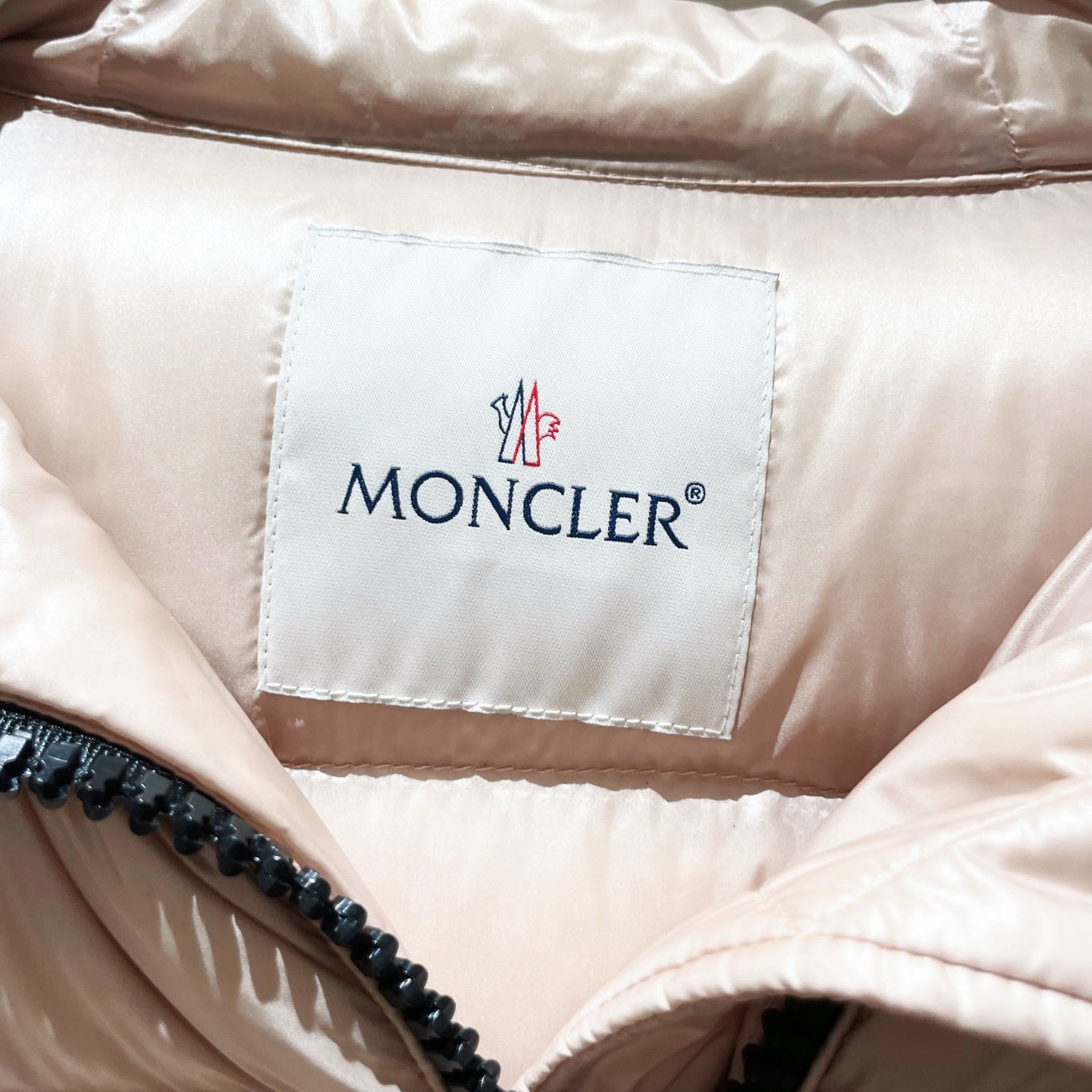 Moncler - Suyen - Polyamide - Pink - (1)