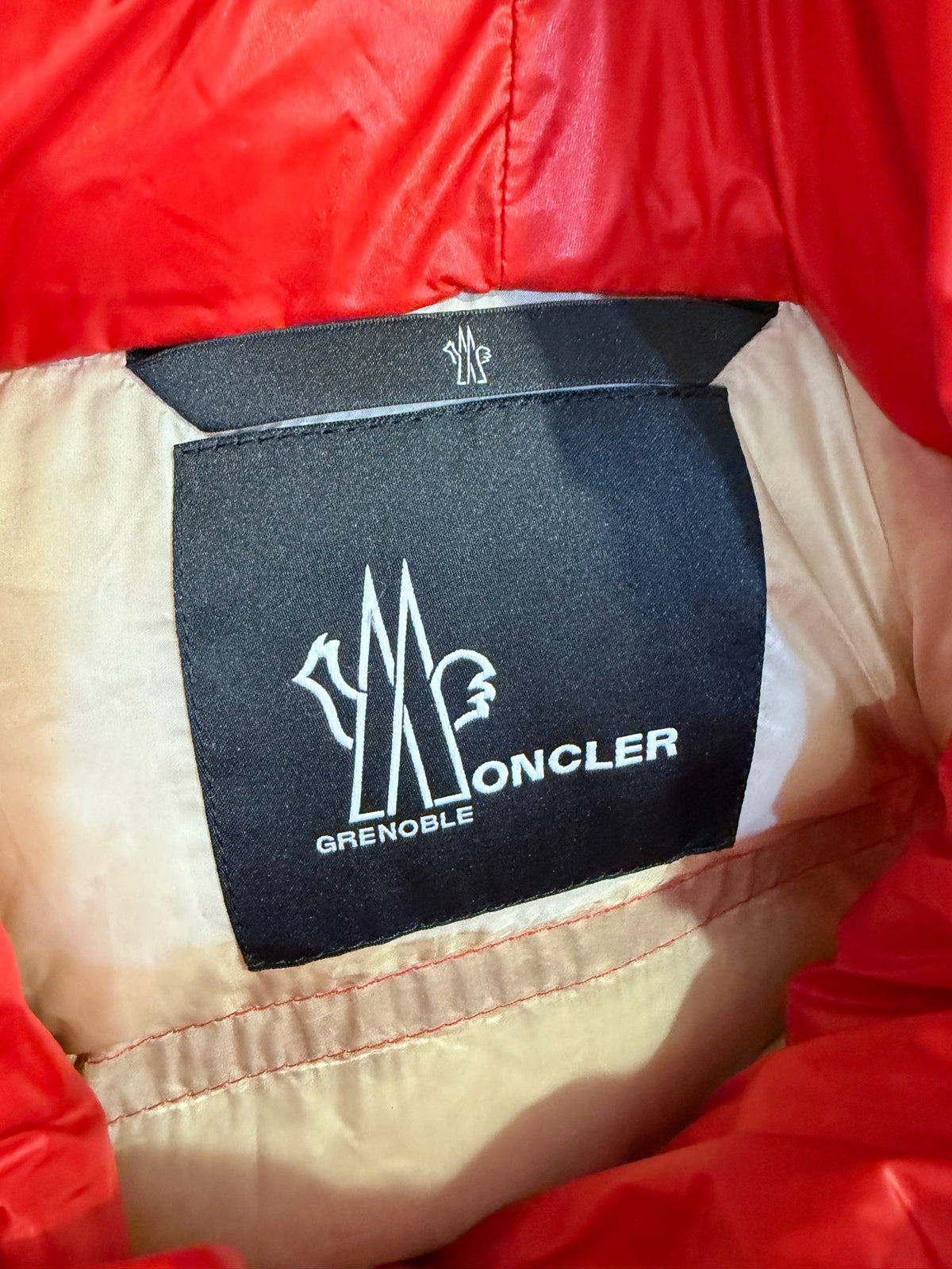 Moncler - Theys - Polyamide - Red - (1)