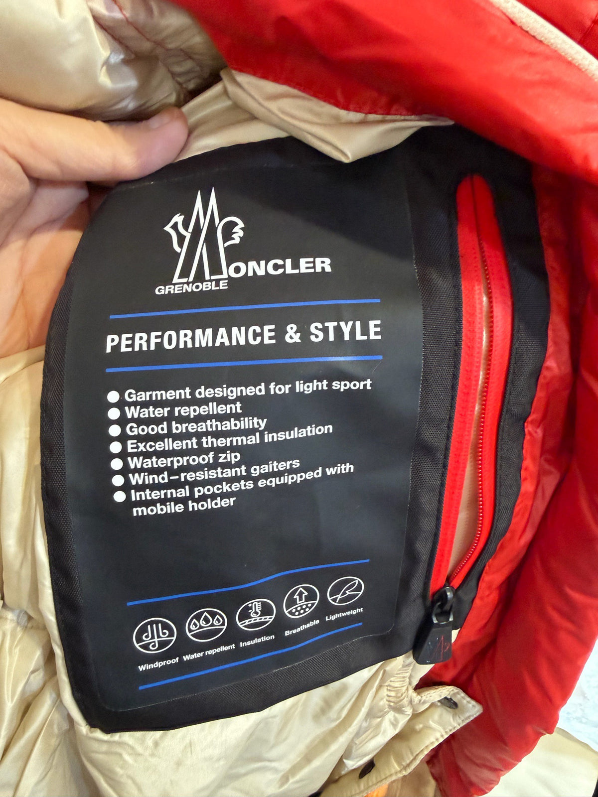 Moncler - Theys - Polyamide - Red - (1)