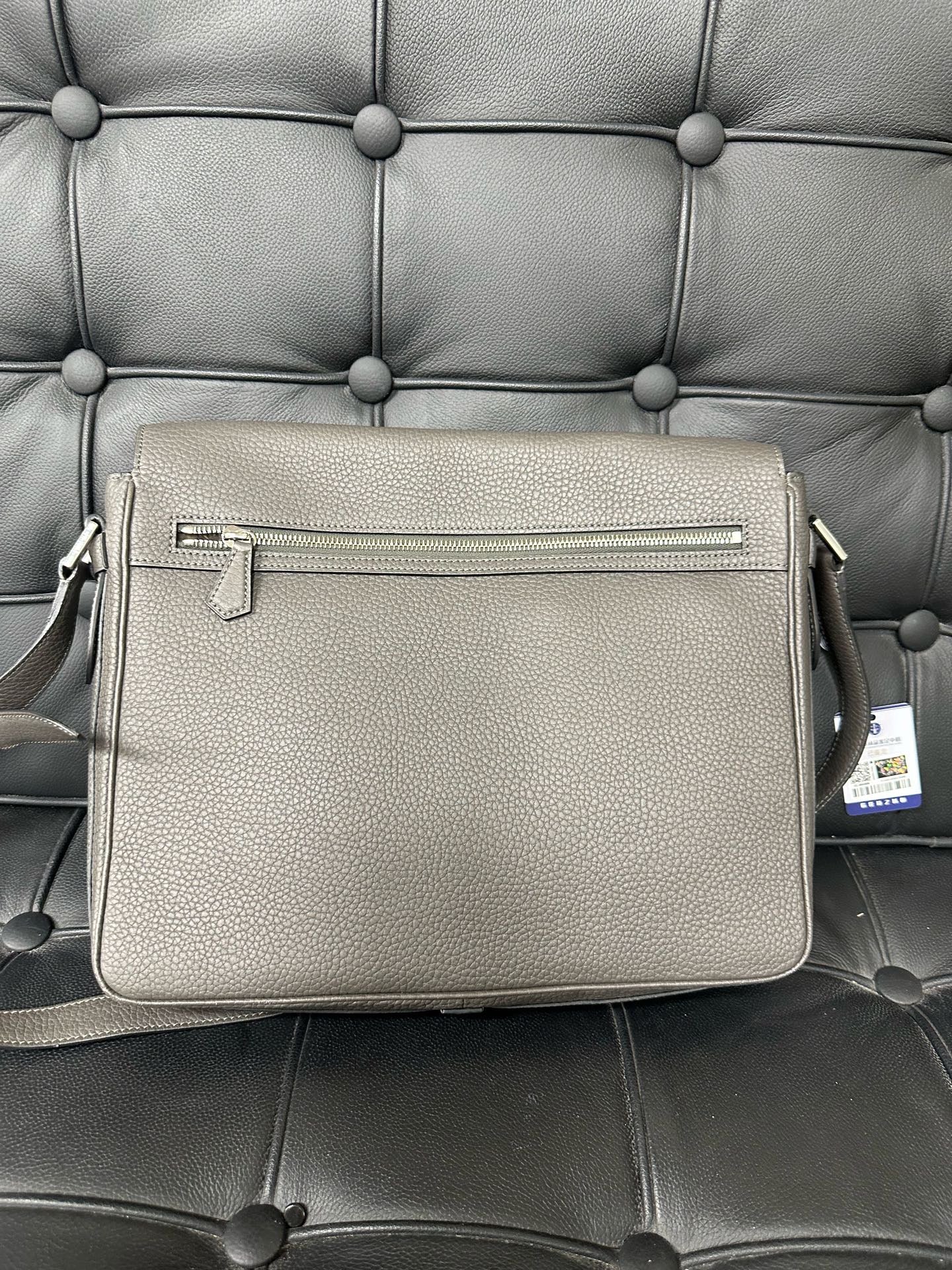 Moynat - Other - Leather - Grey - (medium)