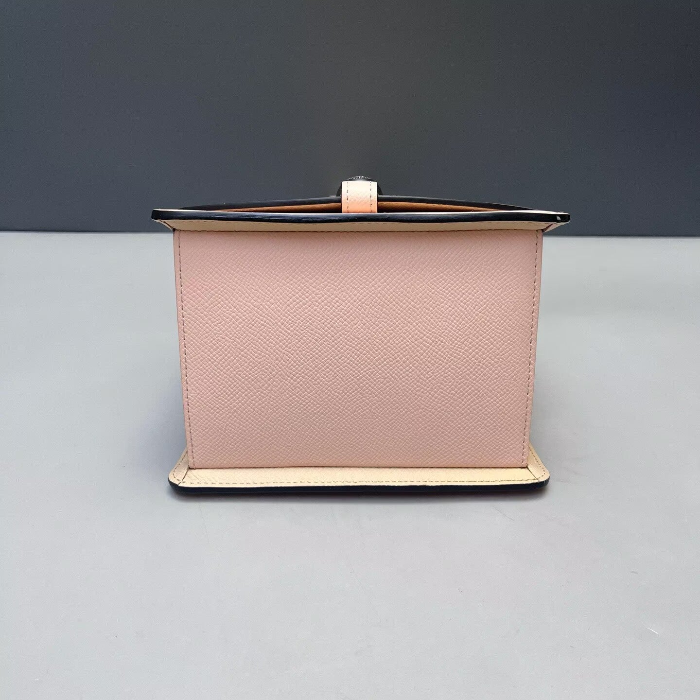 Moynat - Pyramid Top Handle Bag - Grained leather - Nude Pink - (mini)