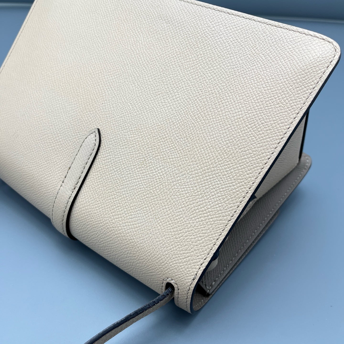 Moynat - Triangle Box Bag - Grained leather - Light pink - (mini)