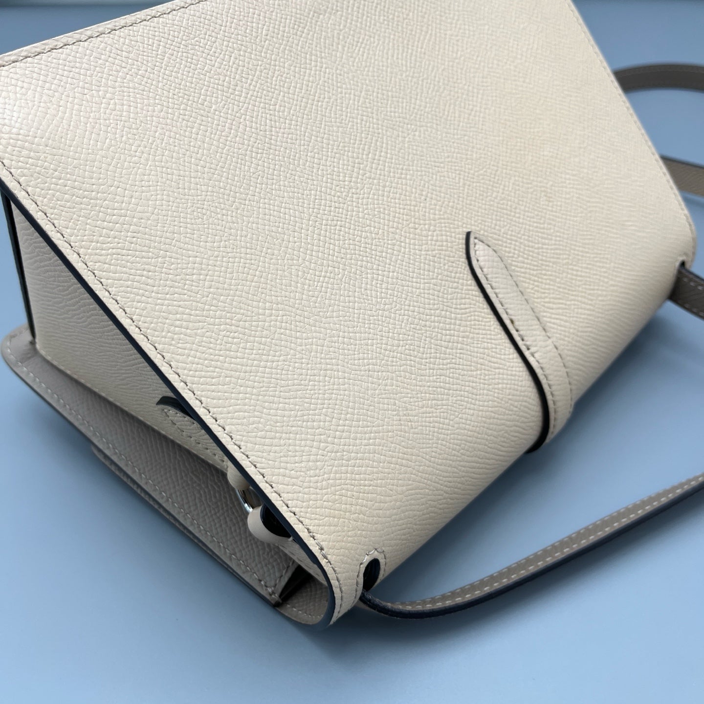 Moynat - Triangle Box Bag - Grained leather - Light pink - (mini)