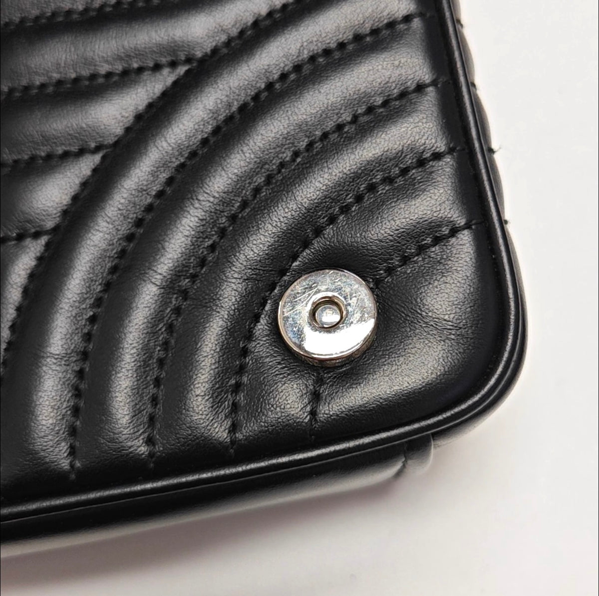 Prada - 99xin - Leather - Black - (small)
