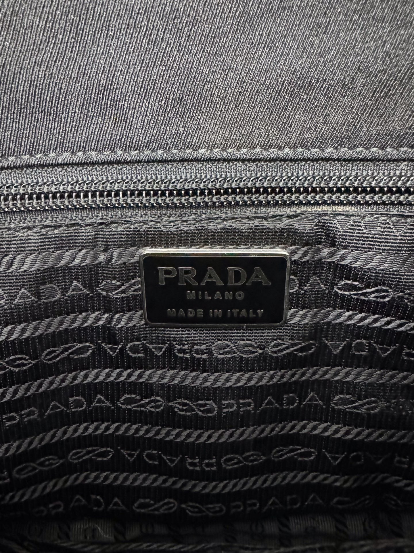 Prada - Akrilic Chain Shoulder Bag - Cloth - Black - (Small)