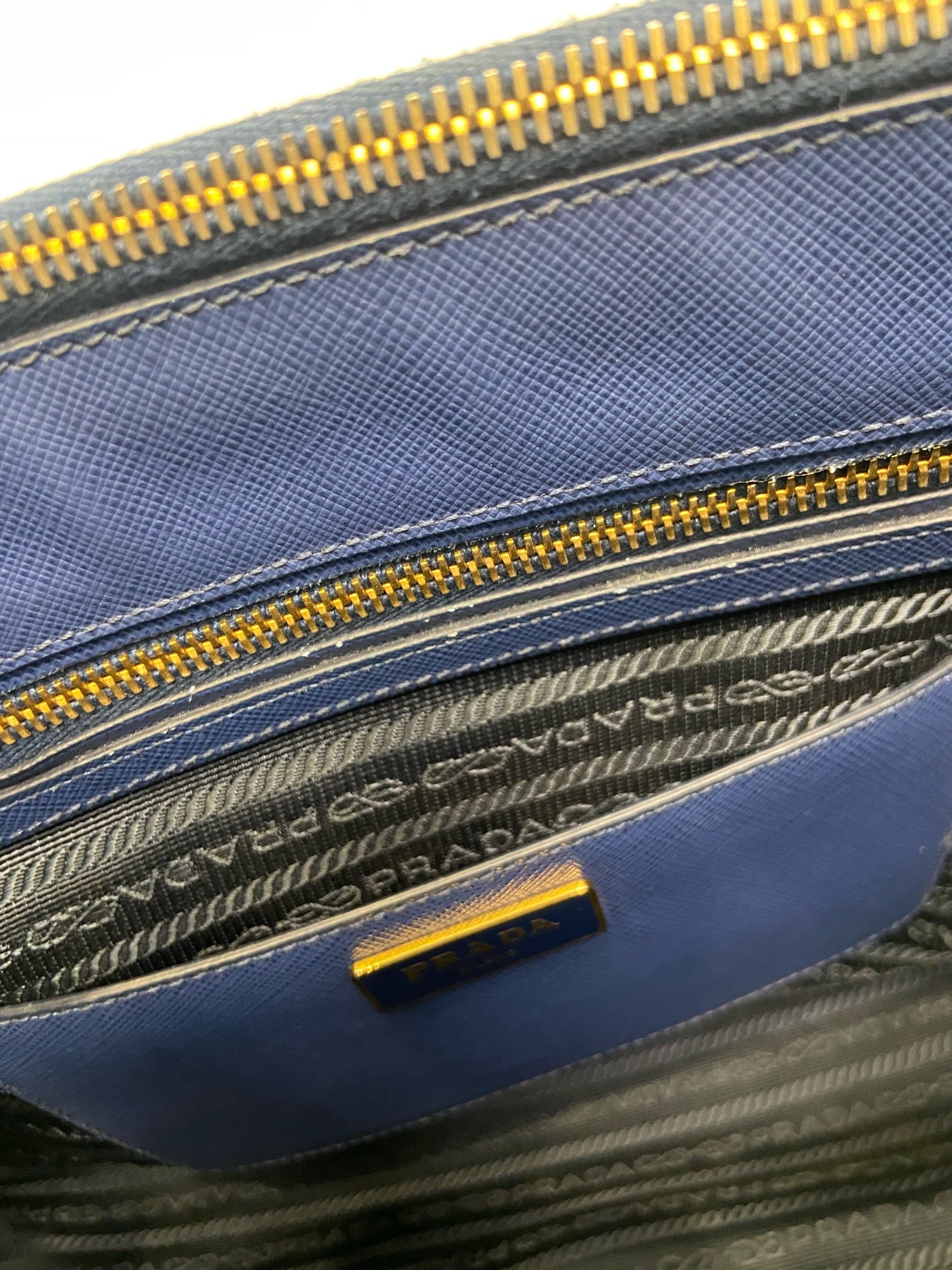 Prada - Bauletto - Leather - Blue - (large)