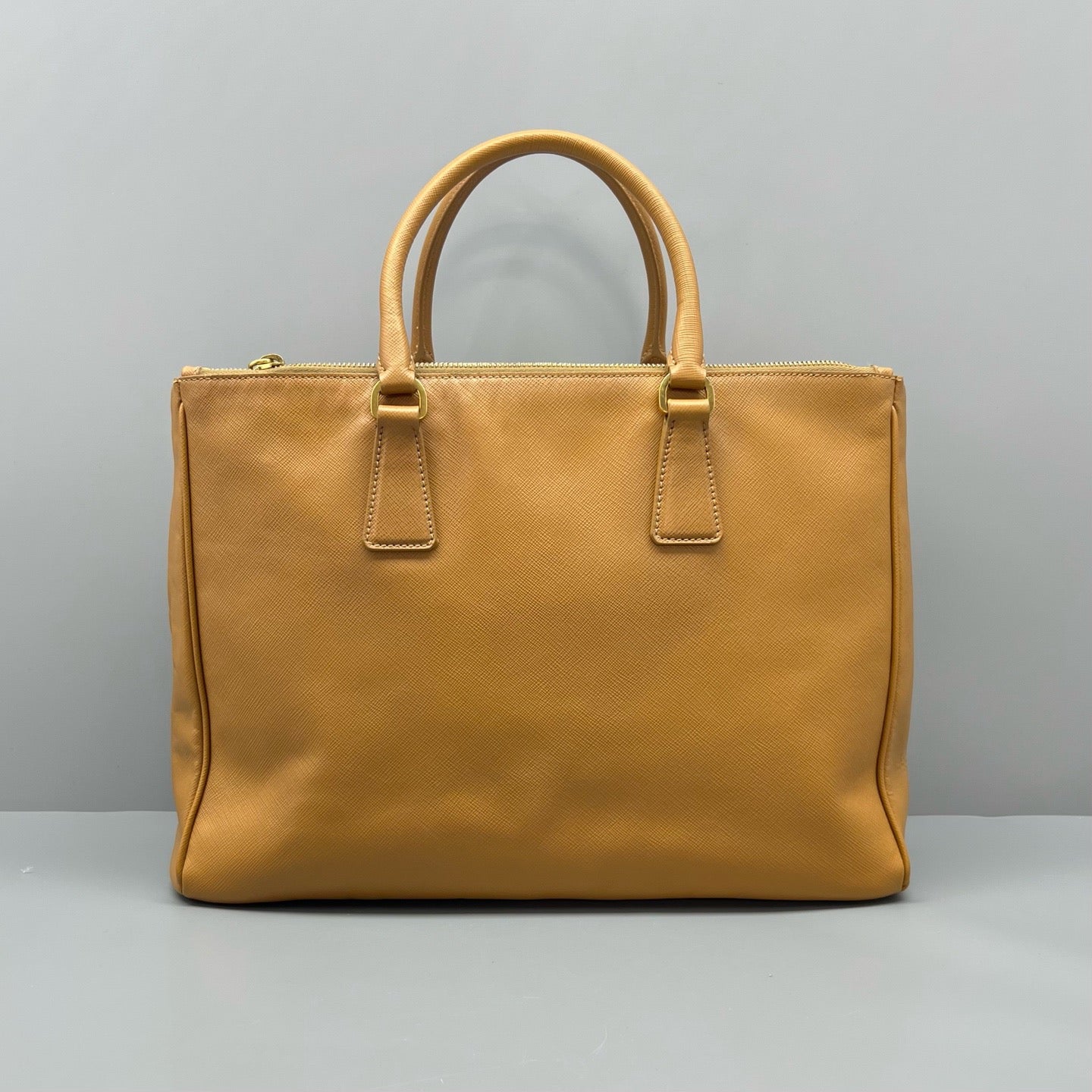 Prada - Bauletto - Leather - Brown - (large)