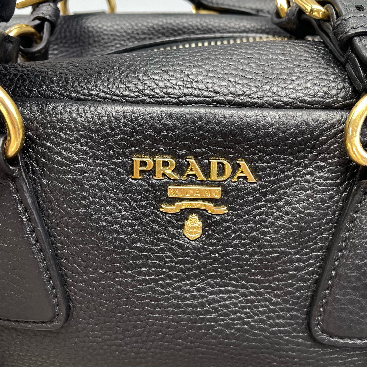Prada - Boston Bag L7608 - Grained leather - Black - (medium)