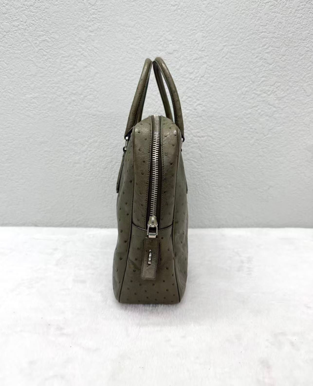 Prada - Briefcase - Ostrich leather - Green - (Large)
