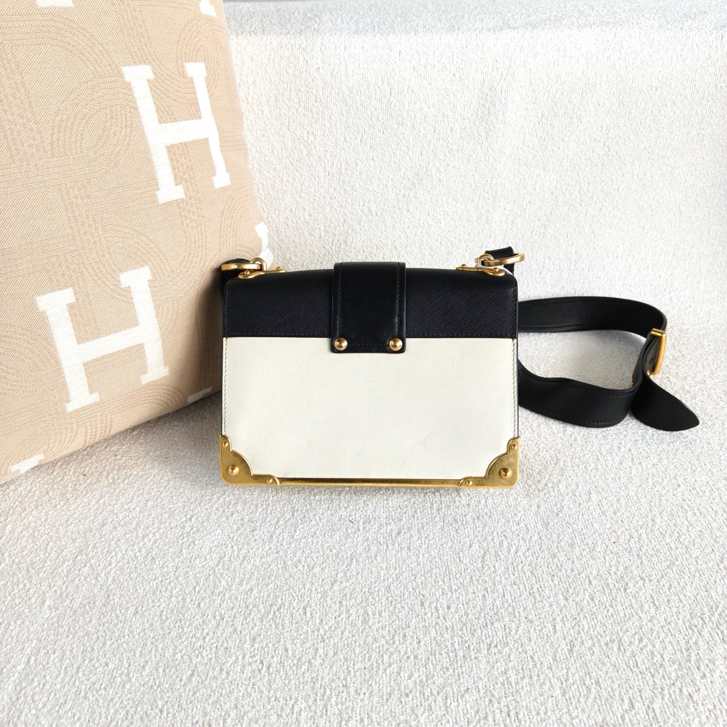 Prada - Cahier - Leather - Black and White - (small)