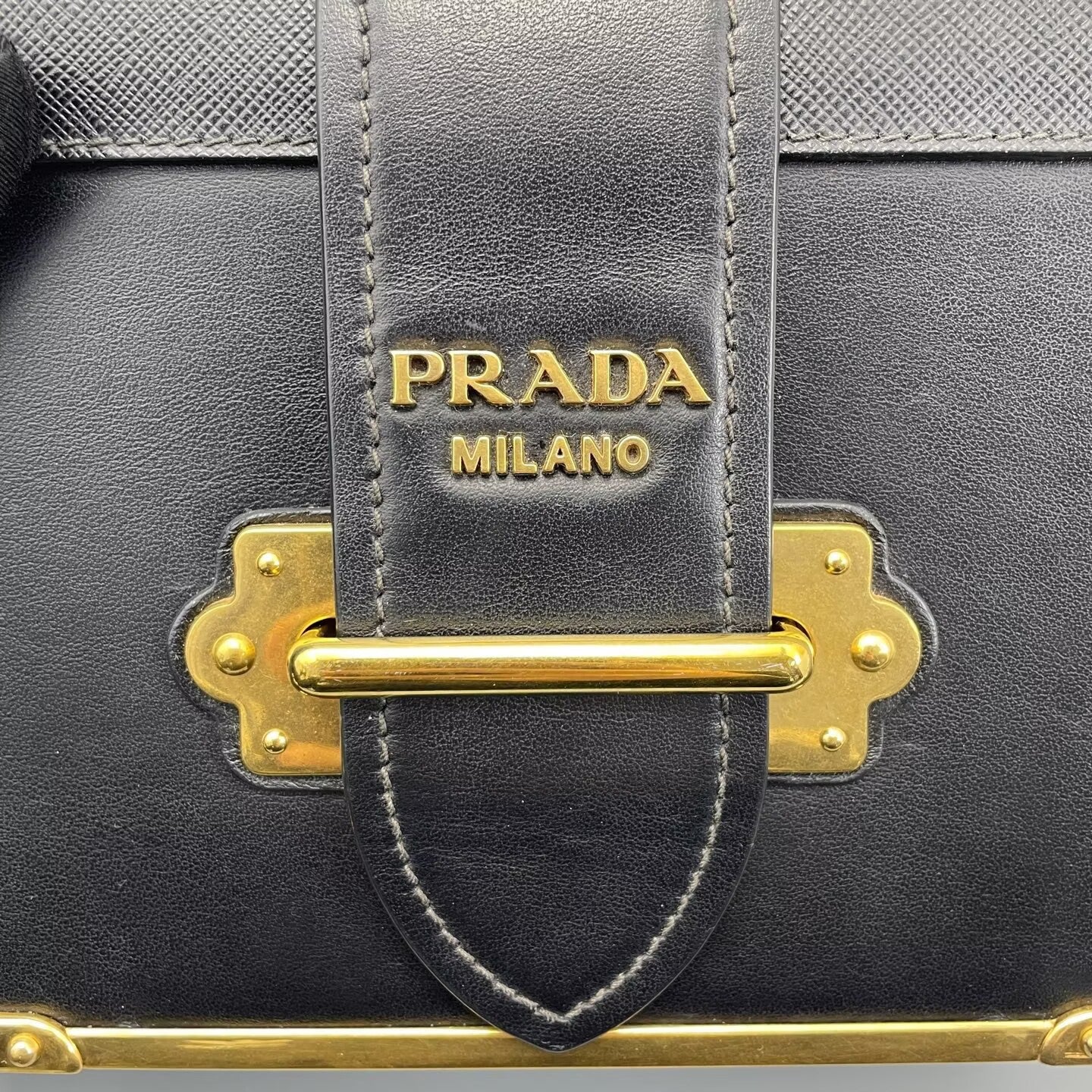 Prada - Cahier - Leather - Black - (Small)
