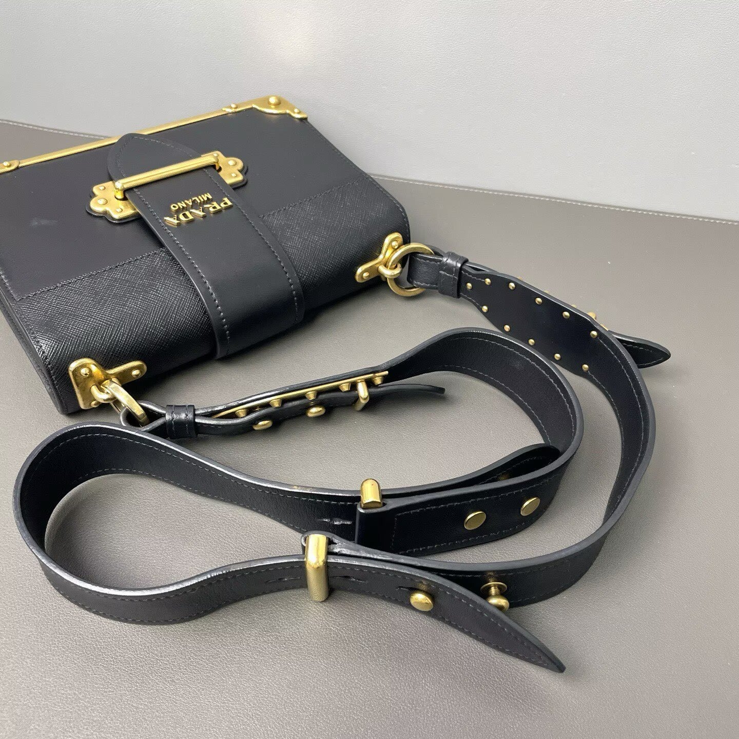 Prada - Cahier - Leather - Black with Gold-Tone Hardware - (mini)