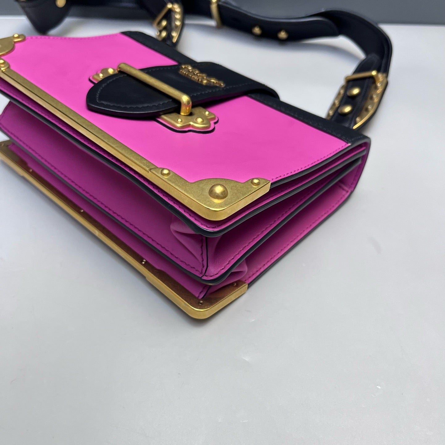 Prada - Cahier - Leather - Multicolour - (small)