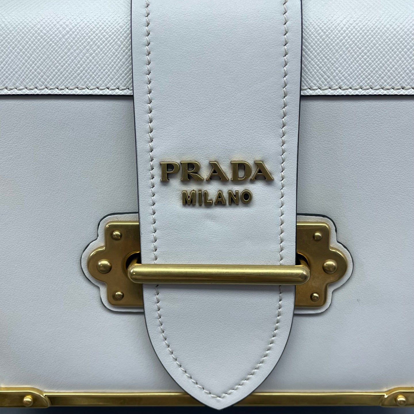 Prada - Cahier - Leather - White - (mini)