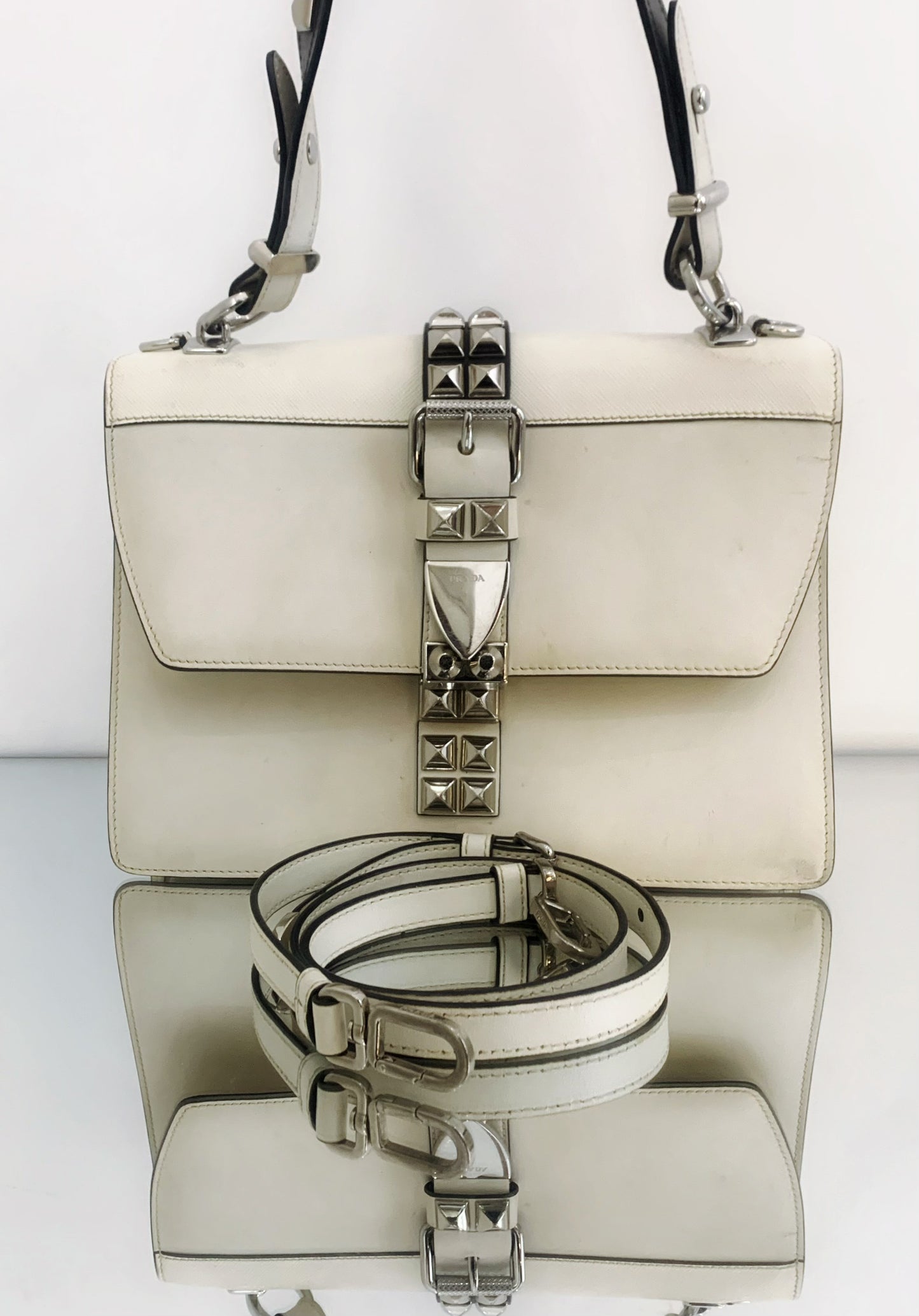 Prada - Cahier Studded Accordion Shoulder Bag - Leather - White - (medium)