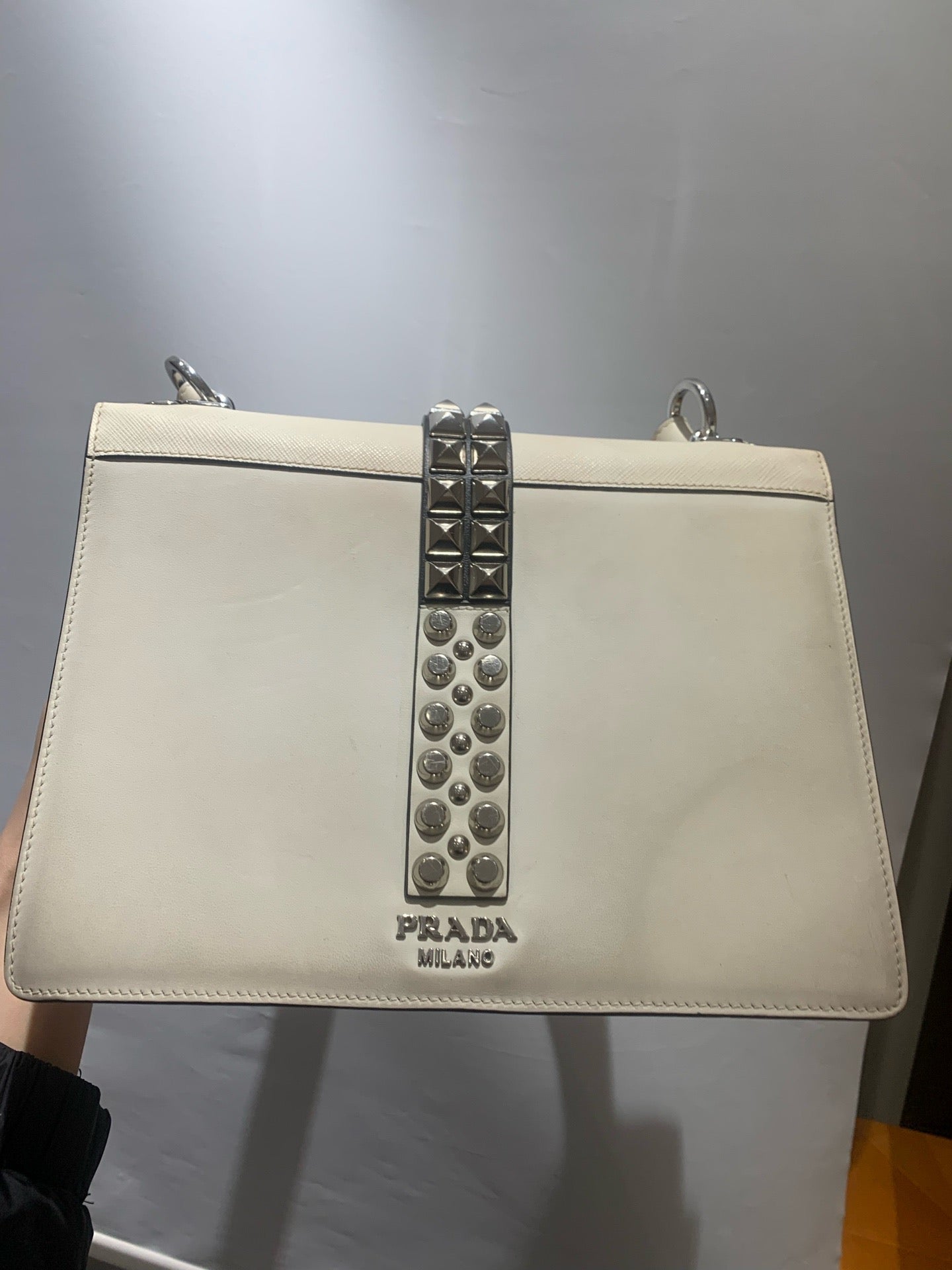 Prada - Cahier Studded Accordion Shoulder Bag - Leather - White - (medium)