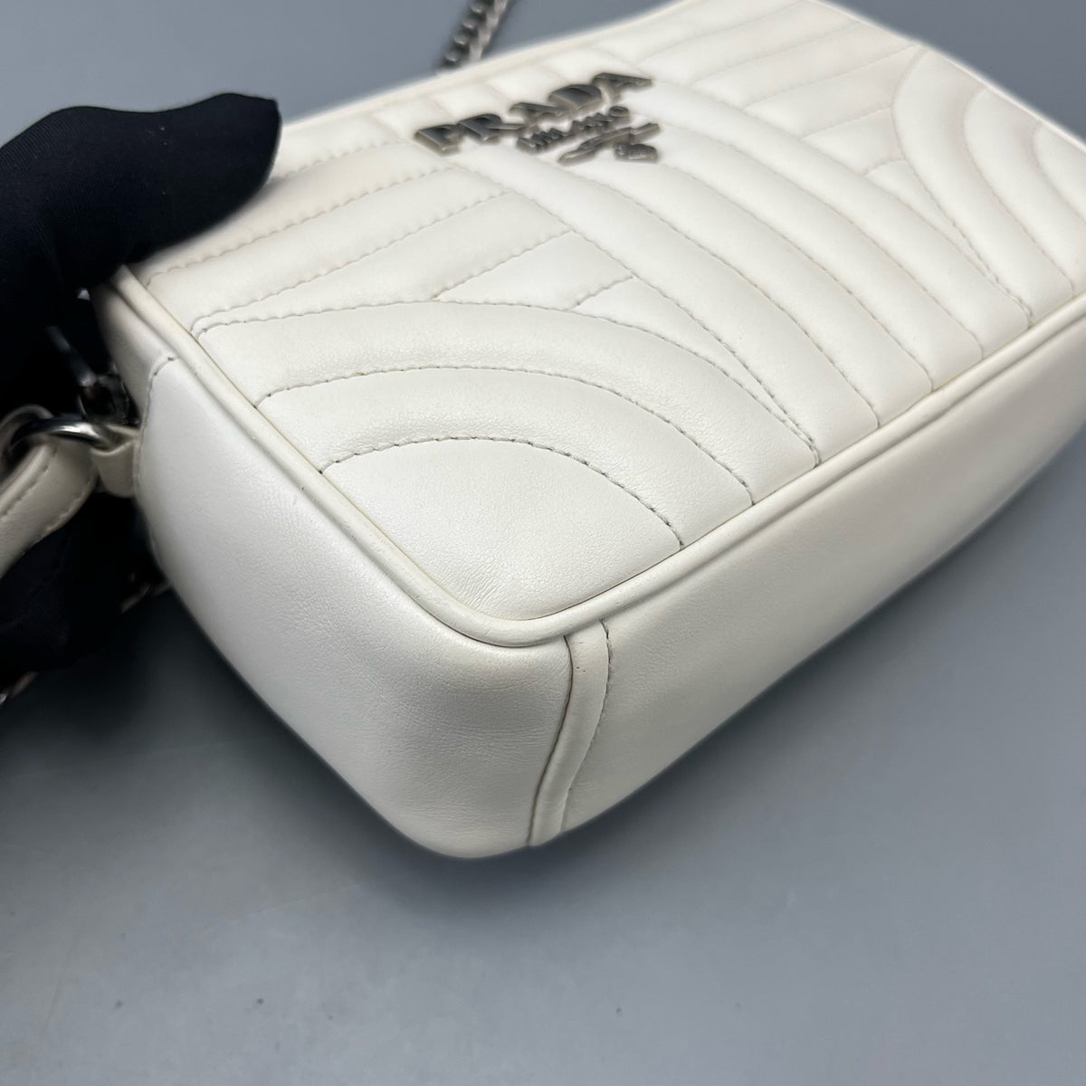 Prada - Camera Bag - Leather - White