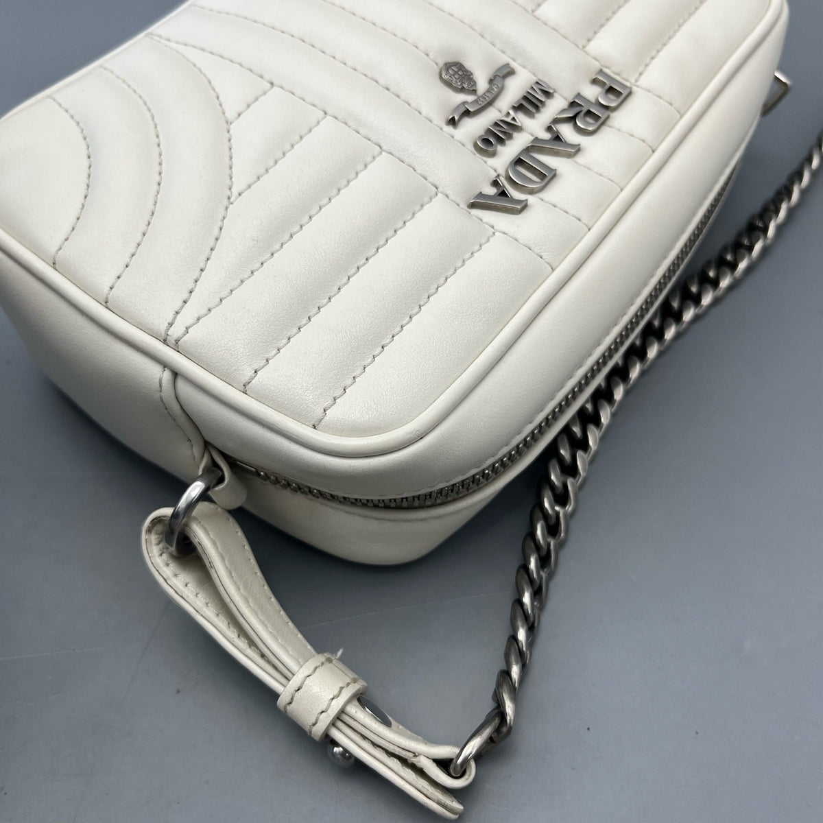Prada - Camera Bag - Leather - White