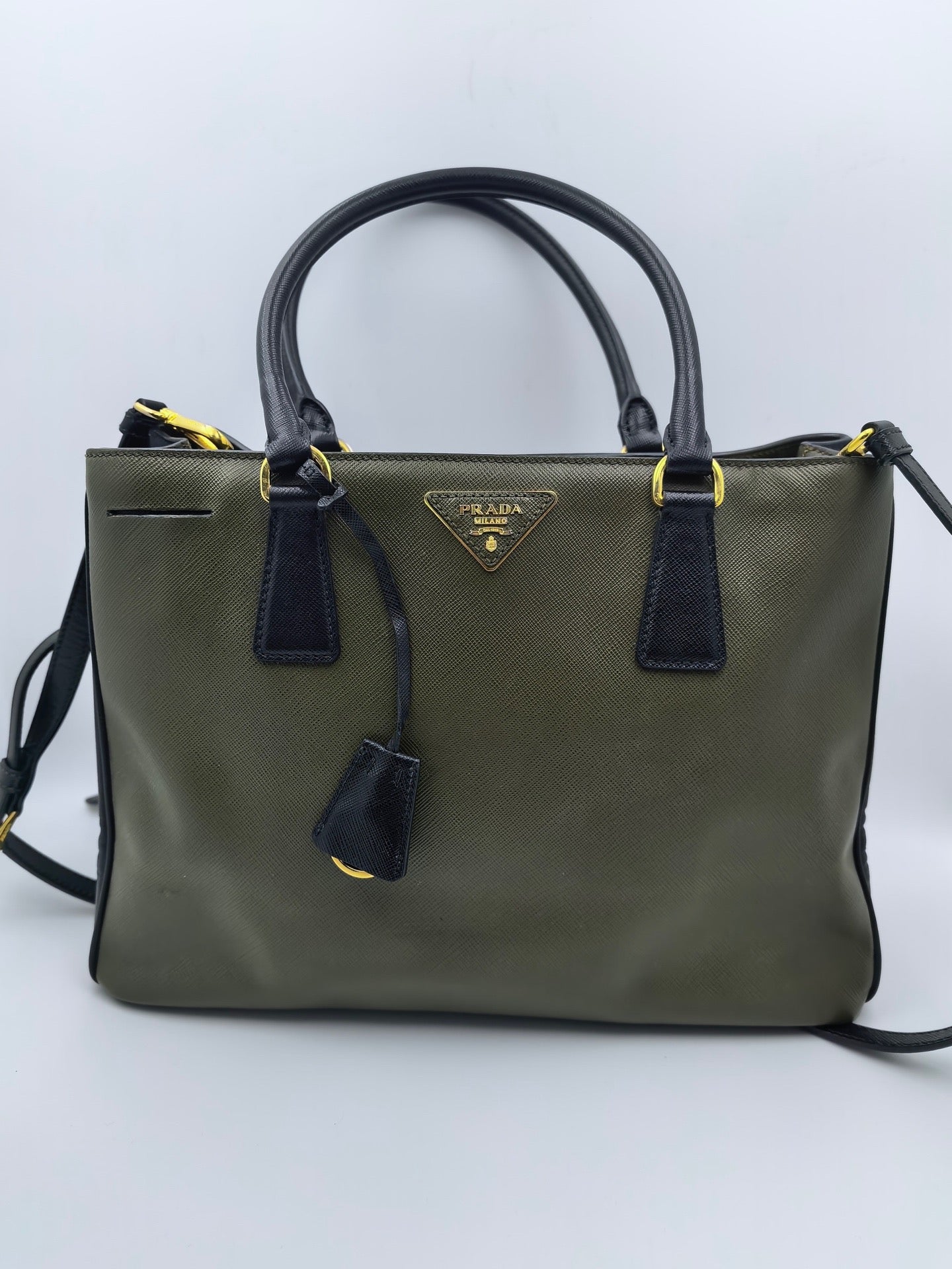 Prada - City Calf - Leather - Green - (large)