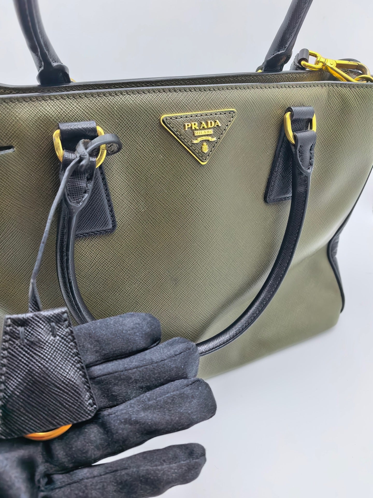 Prada - City Calf - Leather - Green - (large)
