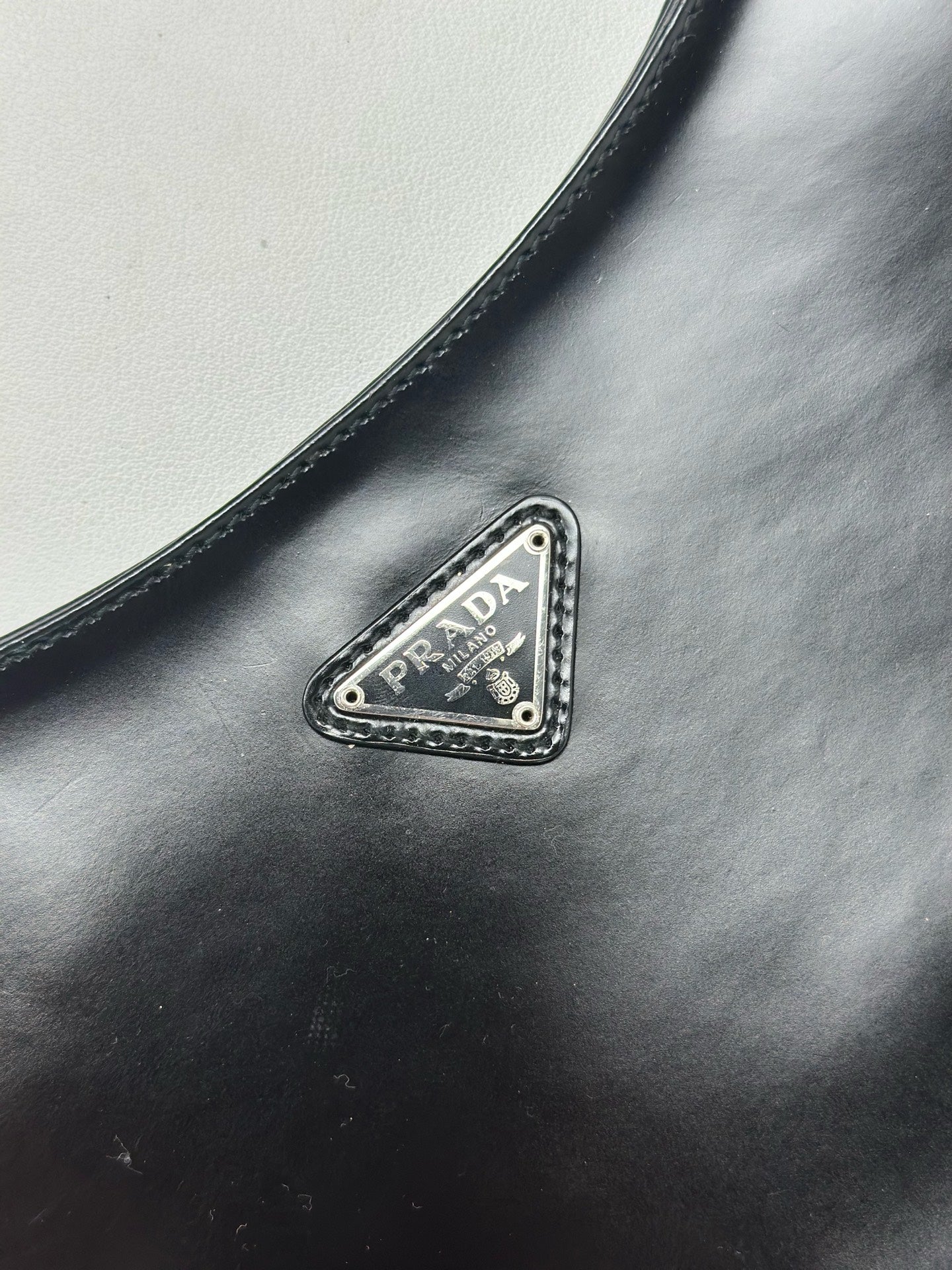 Prada - Cleo - Leather - Black - (small)