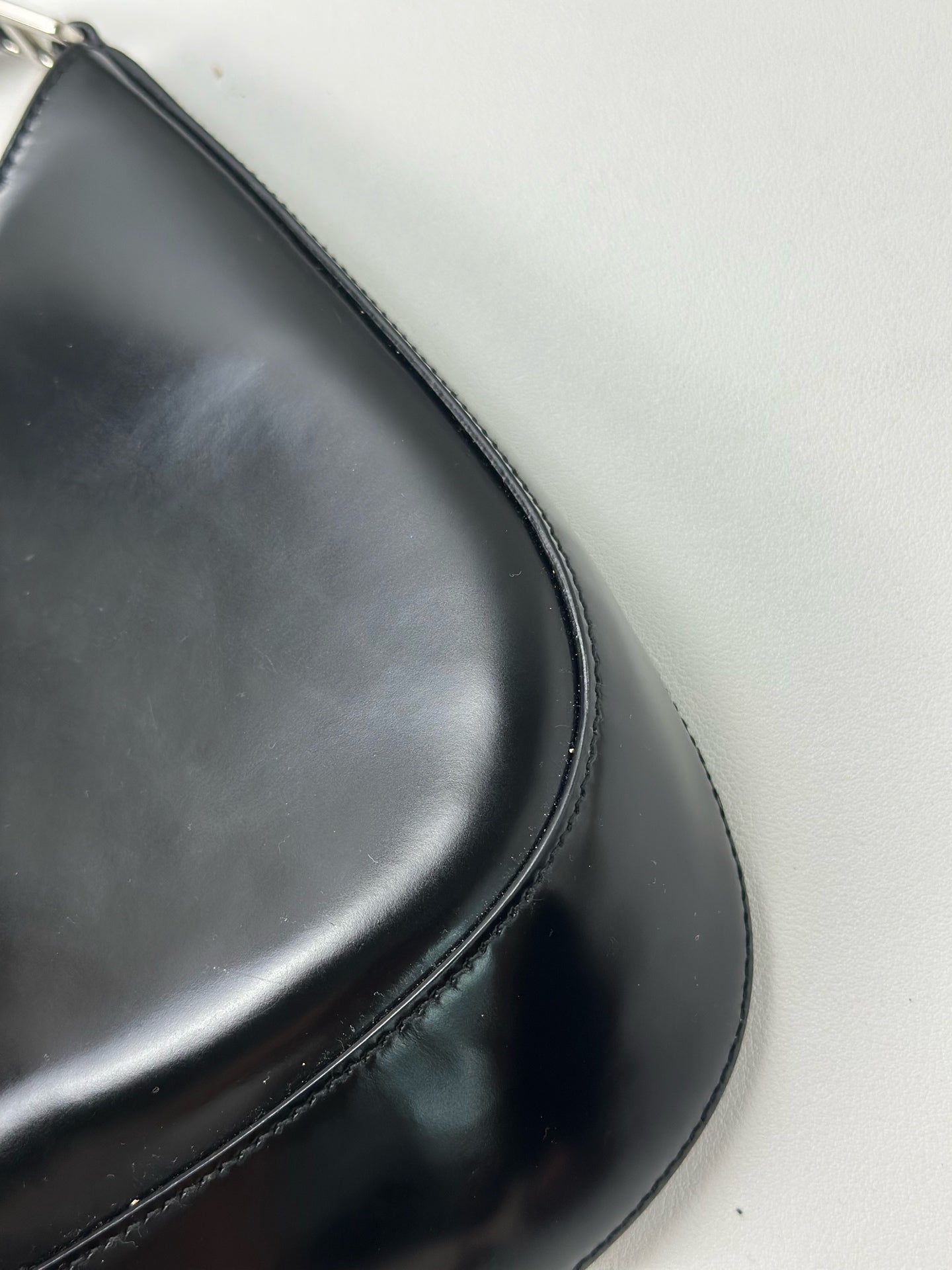 Prada - Cleo - Leather - Black - (small)