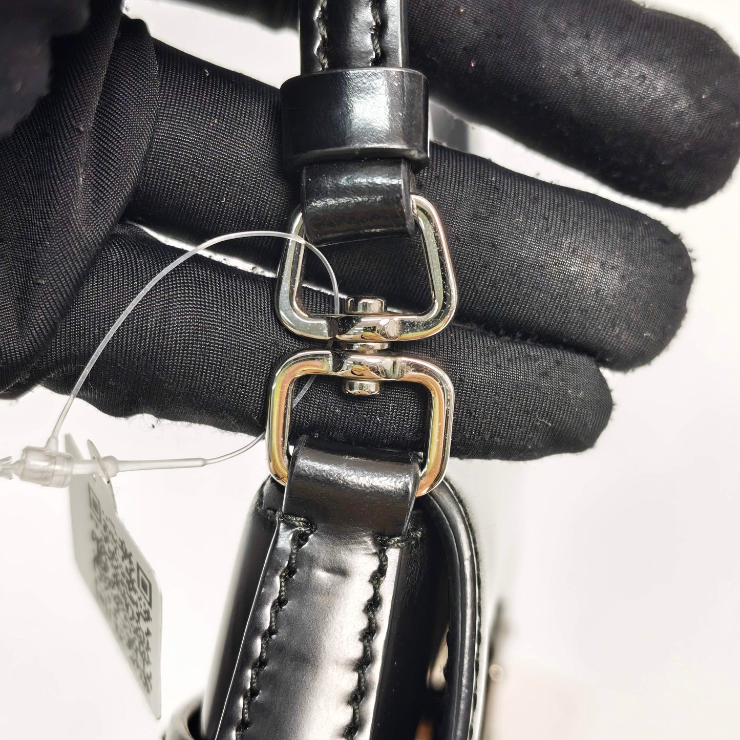 Prada - Cleo - Leather - Black - (small)
