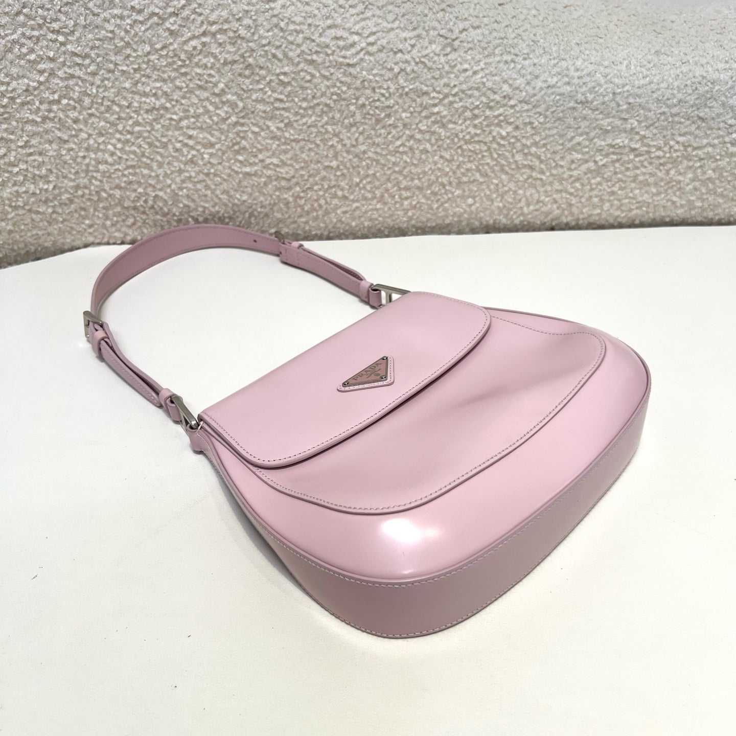 Prada - Cleo - Leather - Pink - (medium)