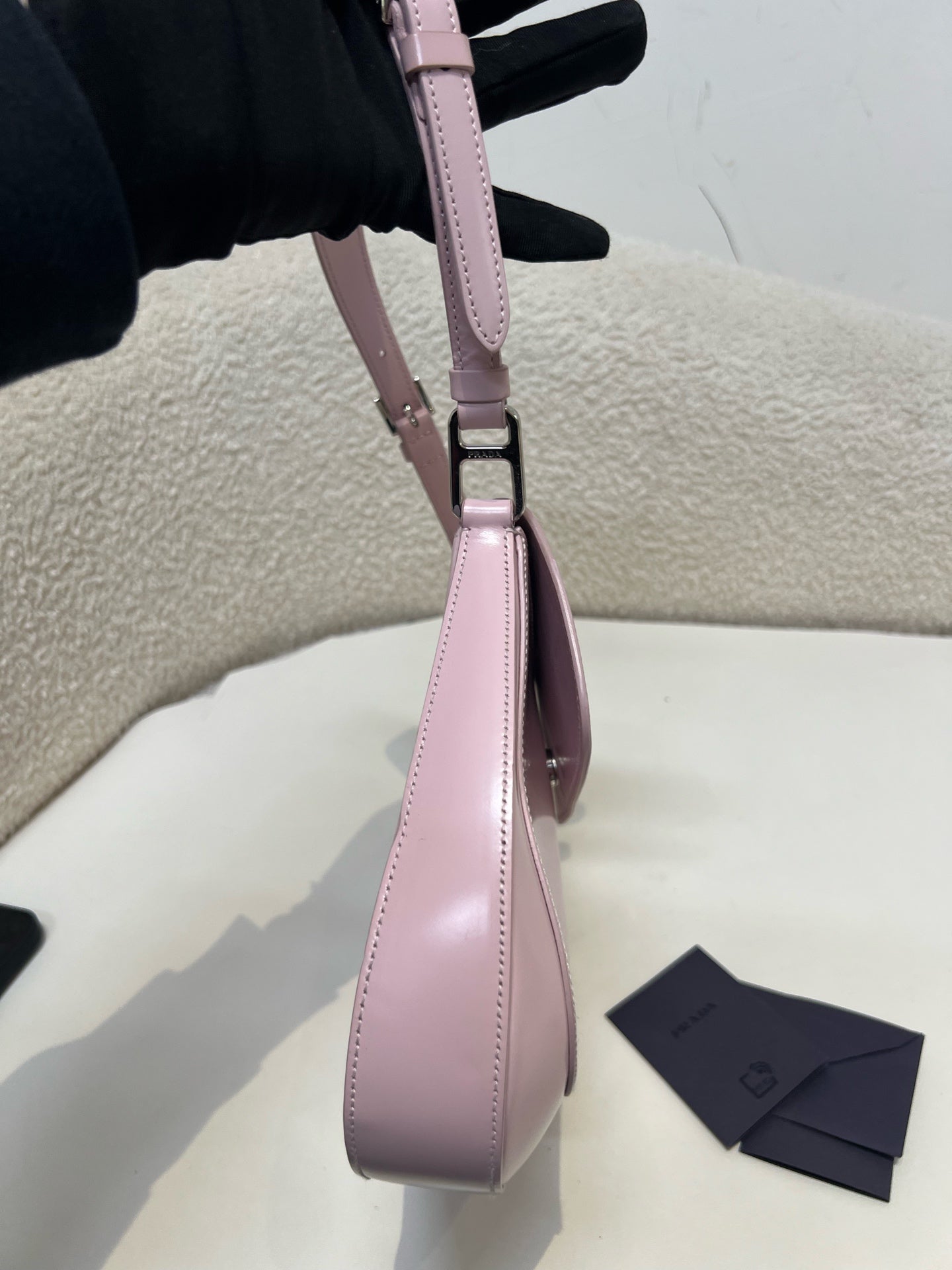 Prada - Cleo - Leather - Pink - (medium)