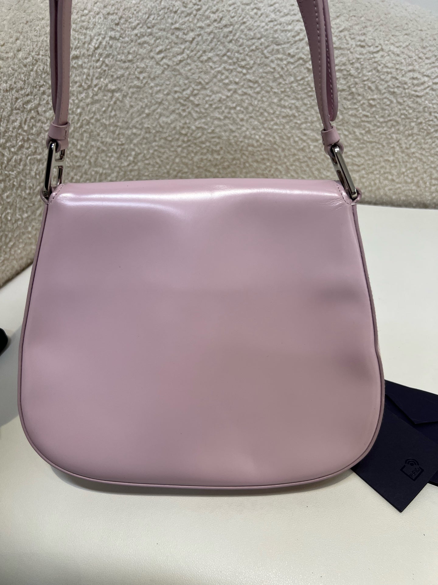 Prada - Cleo - Leather - Pink - (medium)