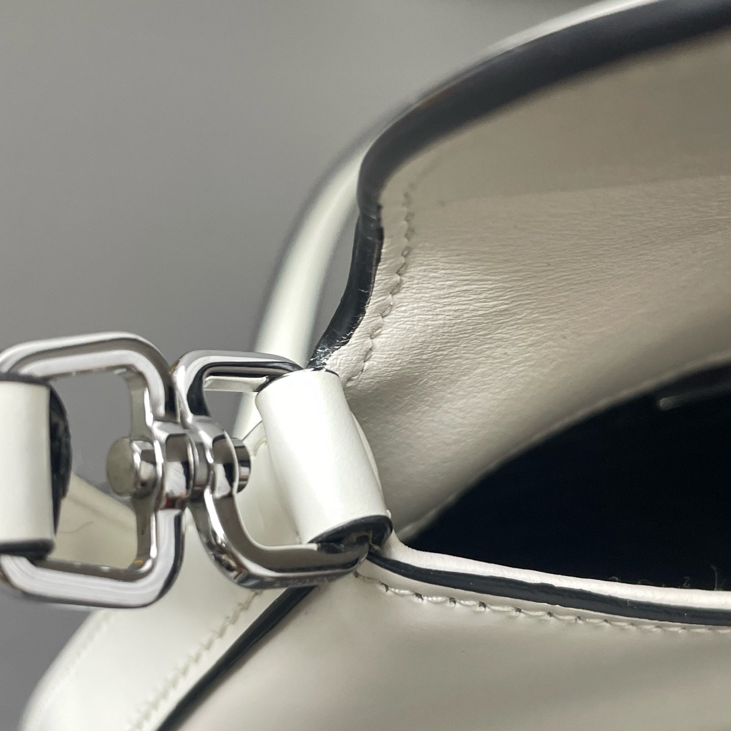 Prada - Cleo - Leather - White - (mini)
