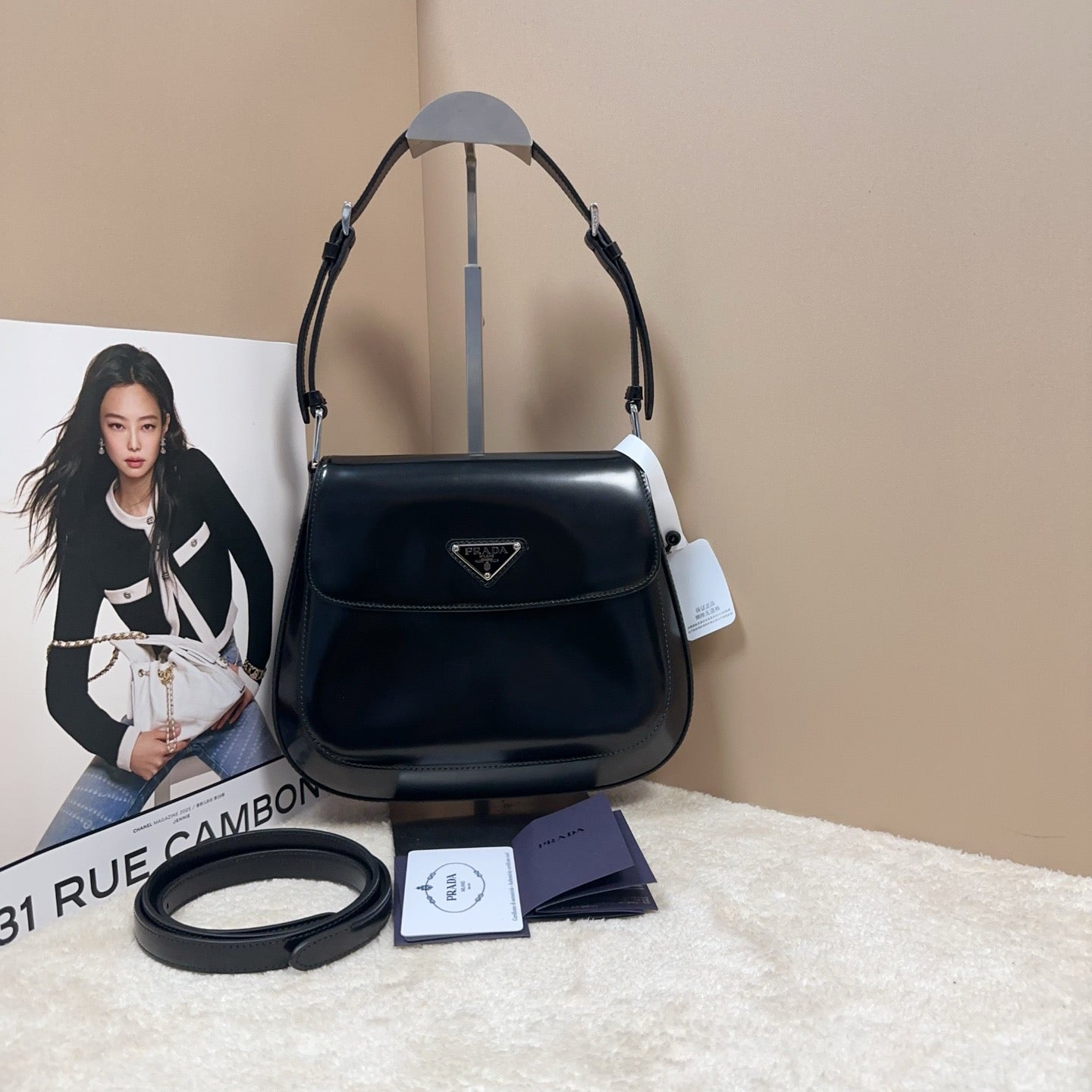 Prada - Cleo - Patent leather - Black - (Small)