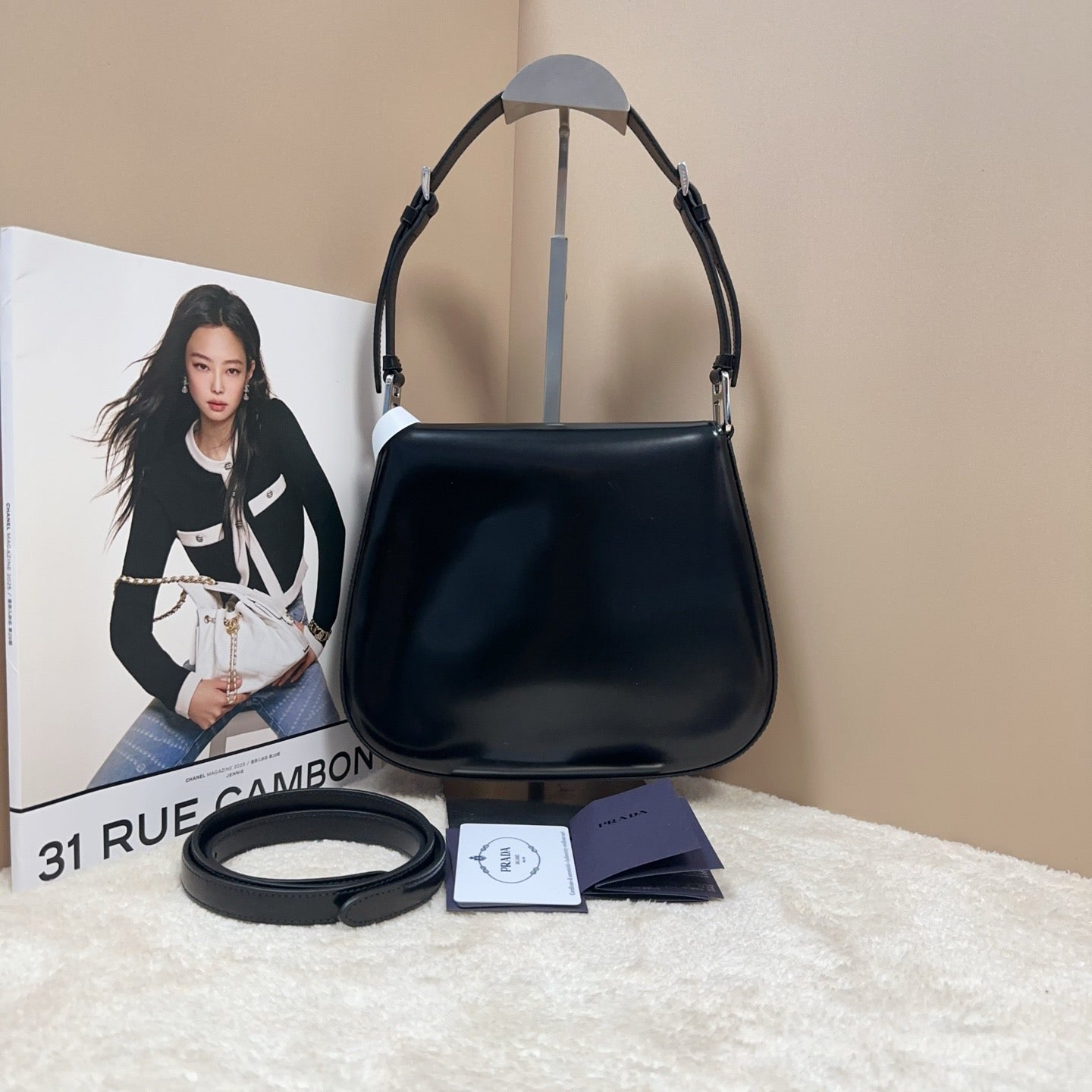 Prada - Cleo - Patent leather - Black - (Small)
