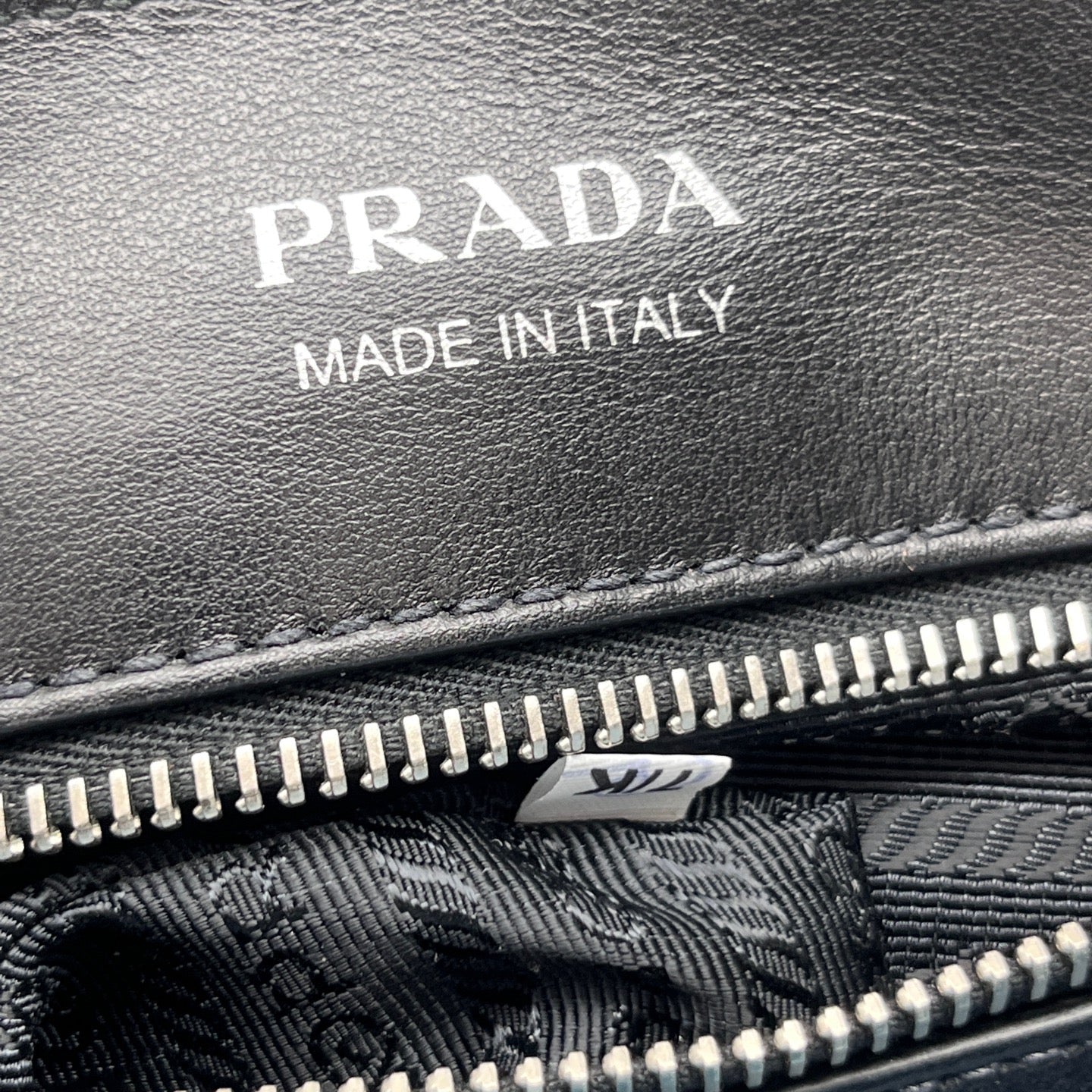 Prada - Color-Blocked Flap Satchel - Leather - Multicolour - (medium)