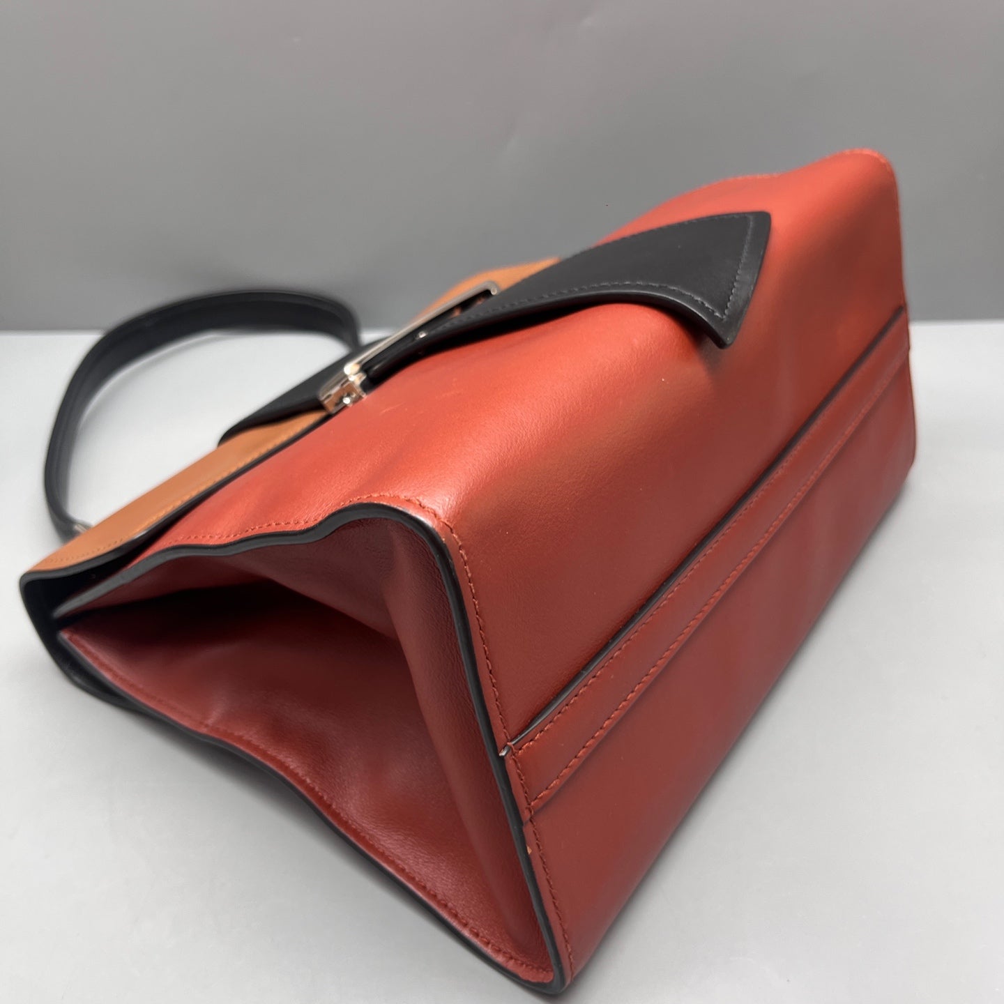 Prada - Color-Blocked Flap Satchel - Leather - Multicolour - (medium)