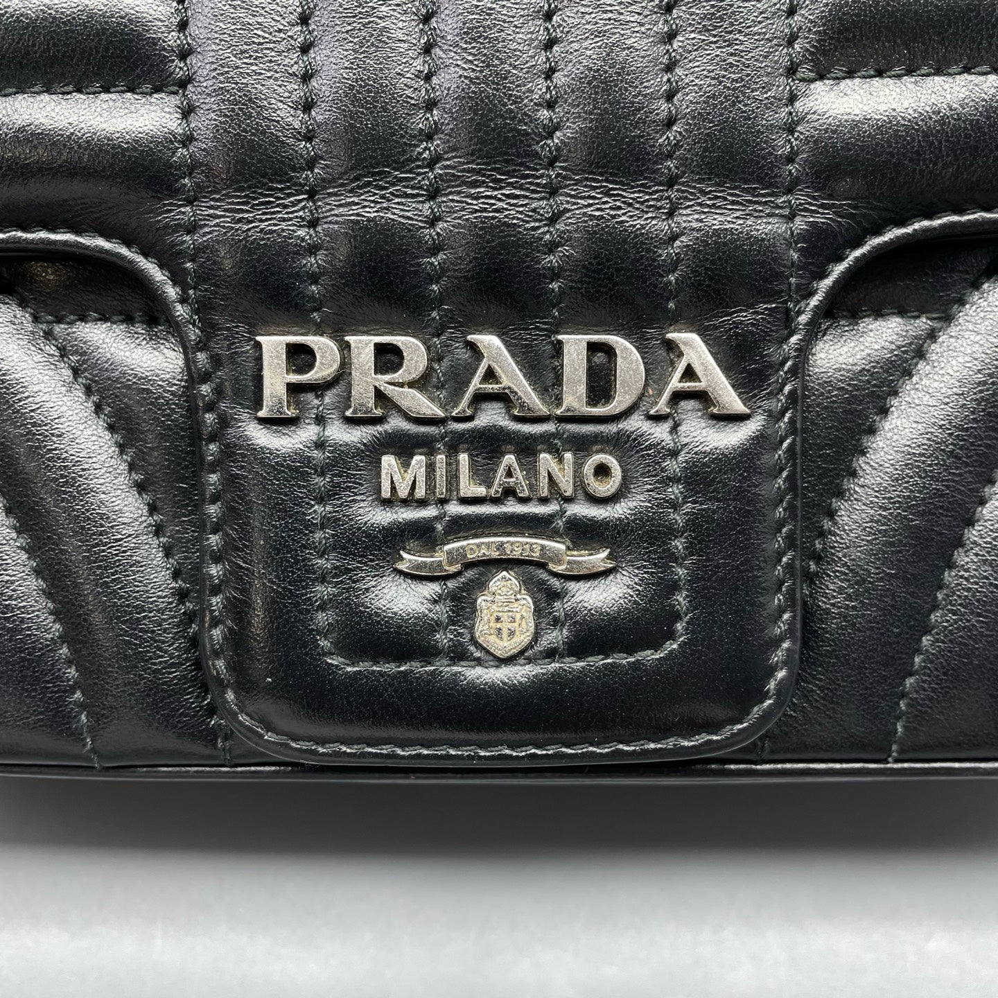 Prada - Diagramme - Leather - Black - (medium)
