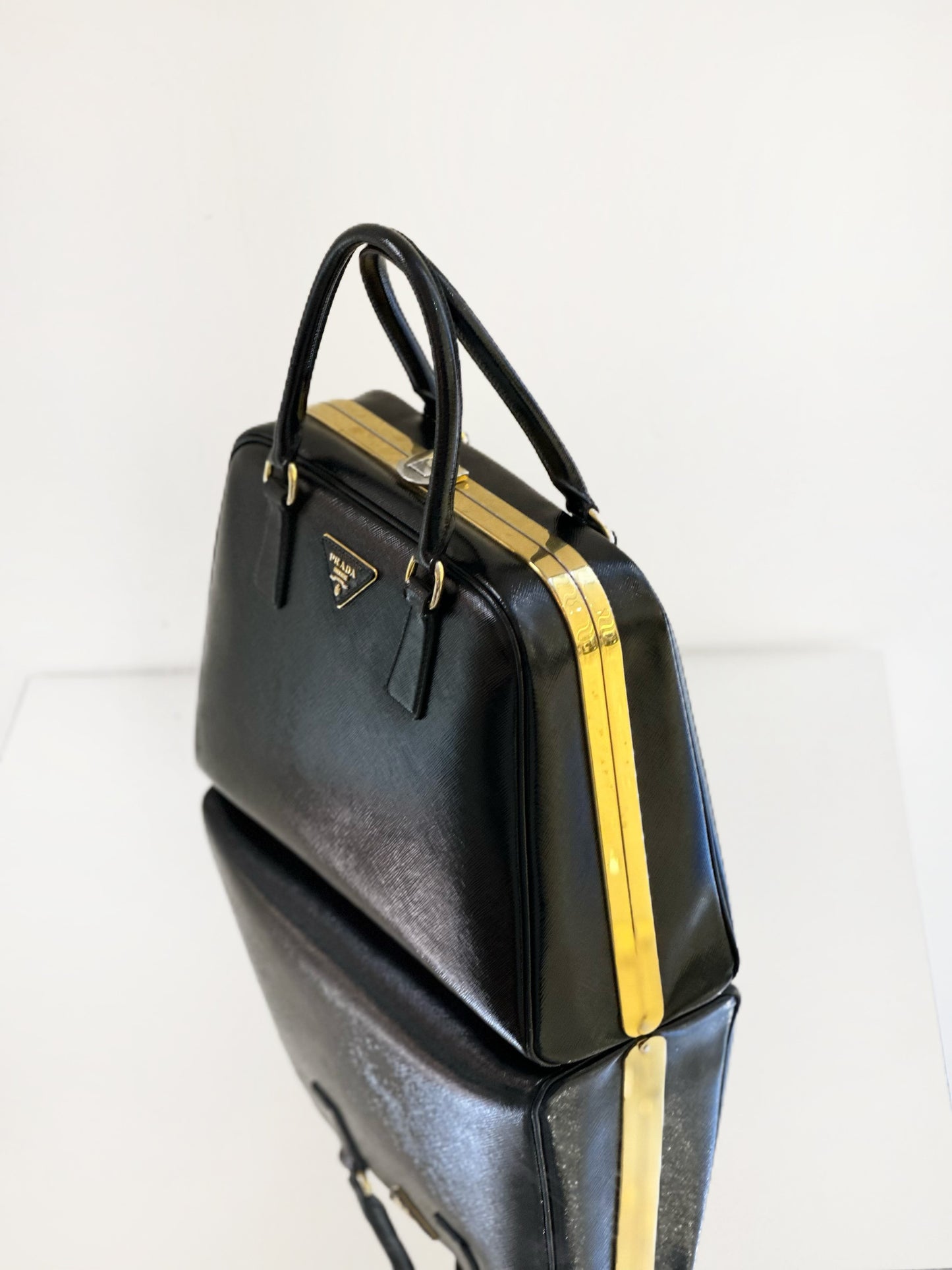 Prada - Doctor's Bowling Bag - Saffiano leather - Black - (medium)