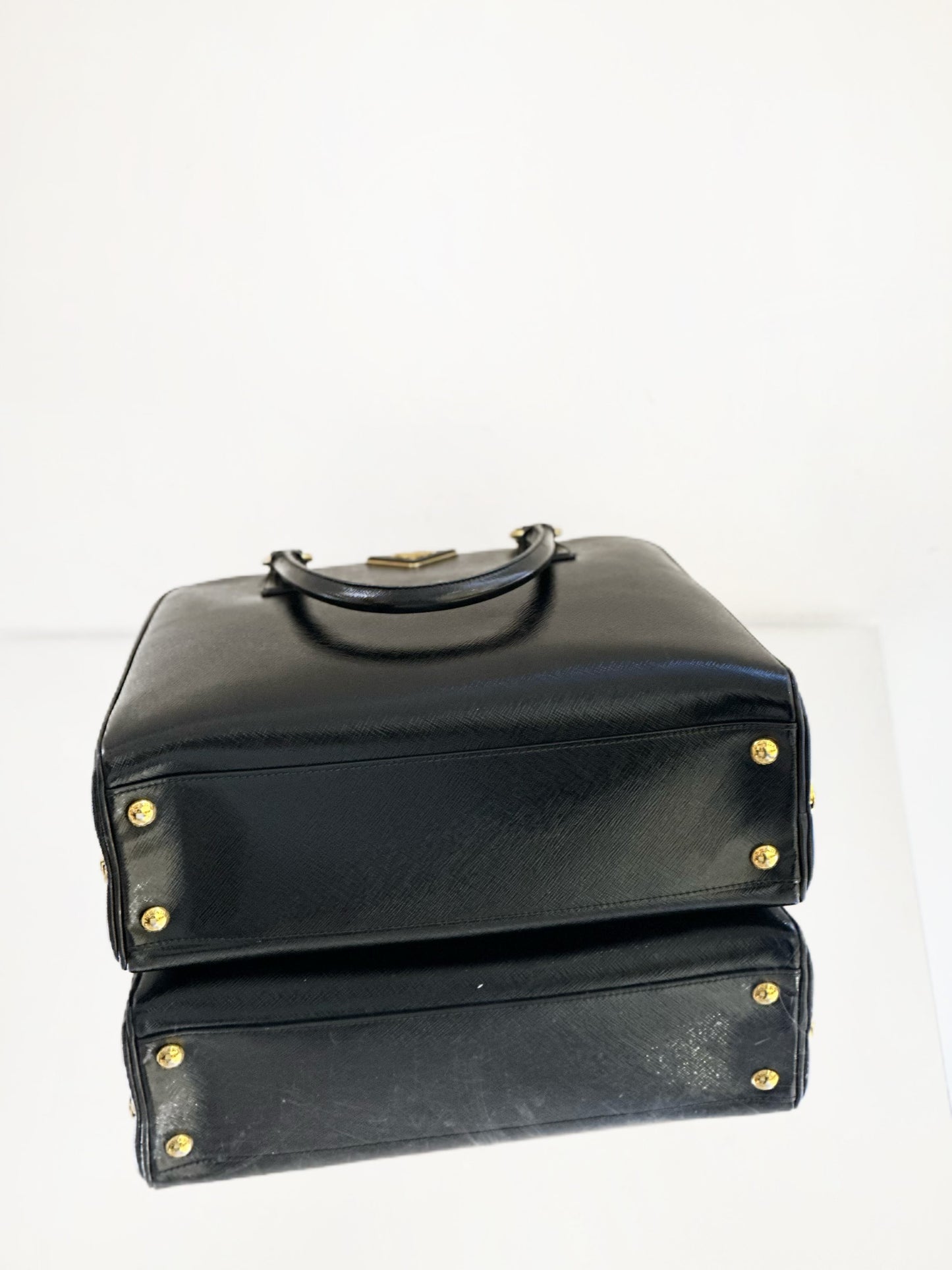 Prada - Doctor's Bowling Bag - Saffiano leather - Black - (medium)