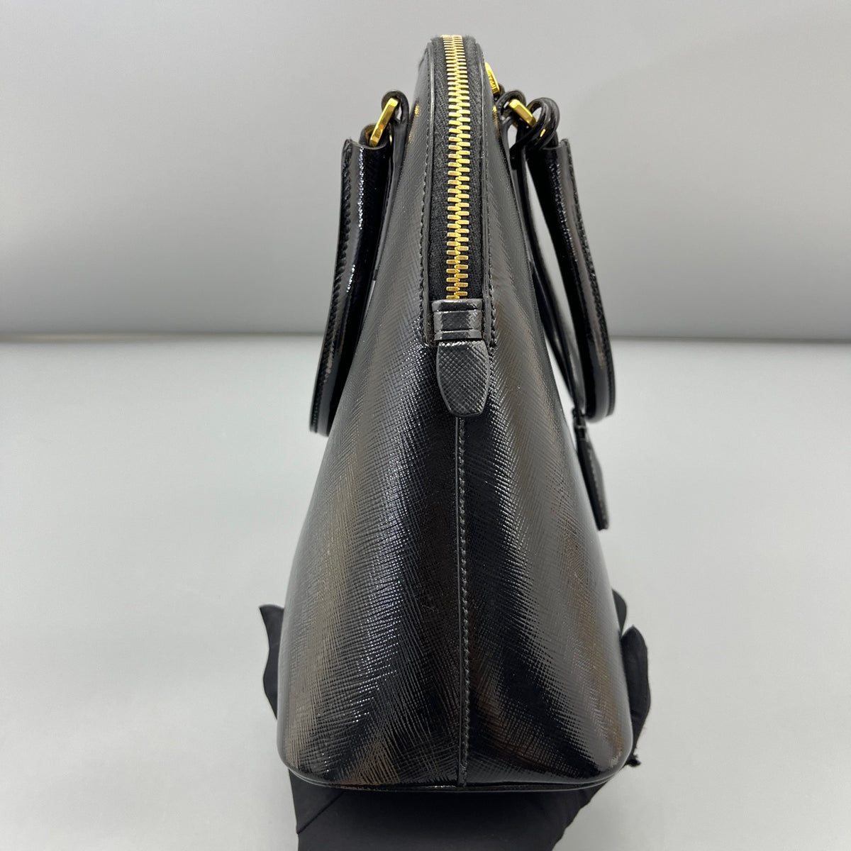 Prada - Dome Bag - Patent leather - Black - (medium)