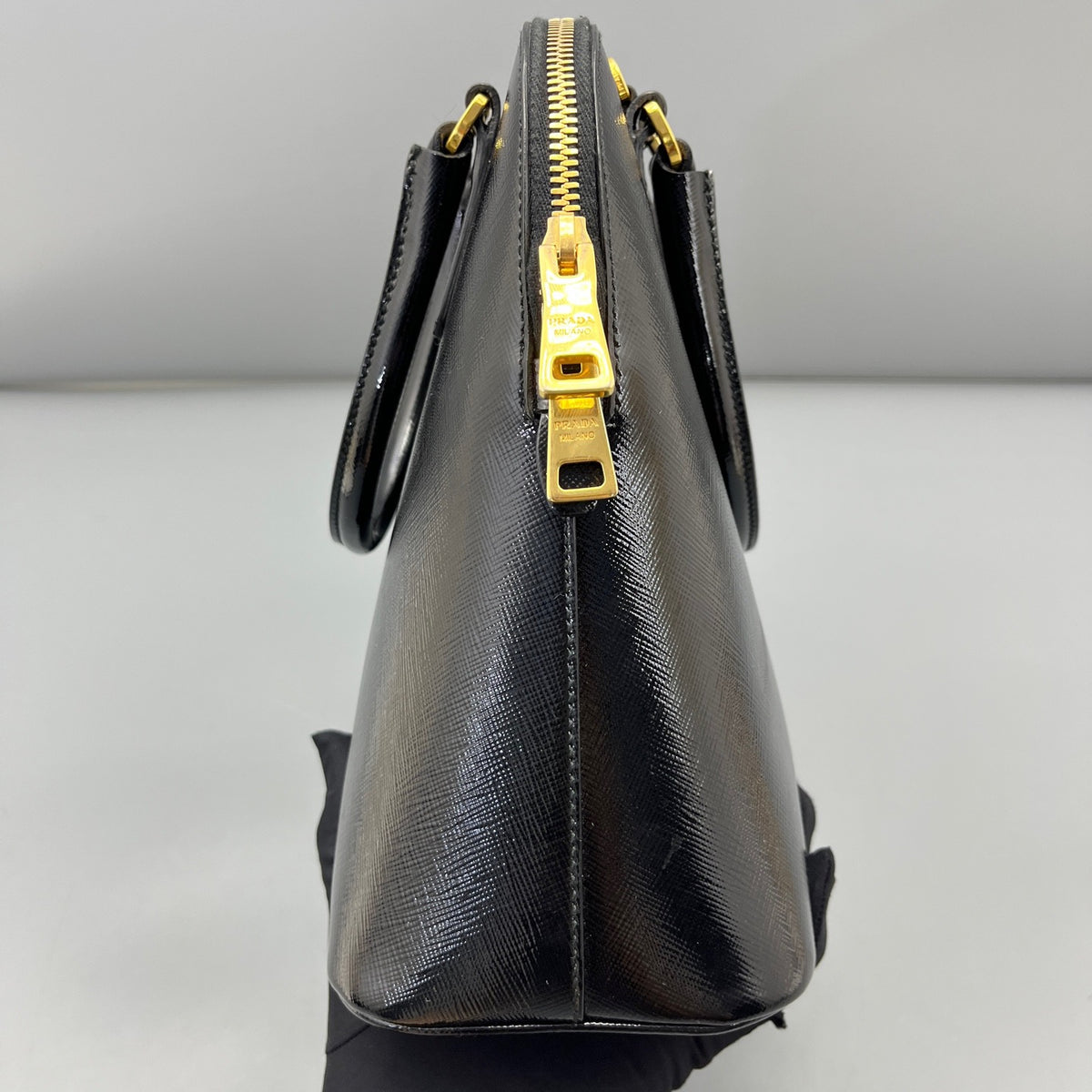 Prada - Dome Bag - Patent leather - Black - (medium)
